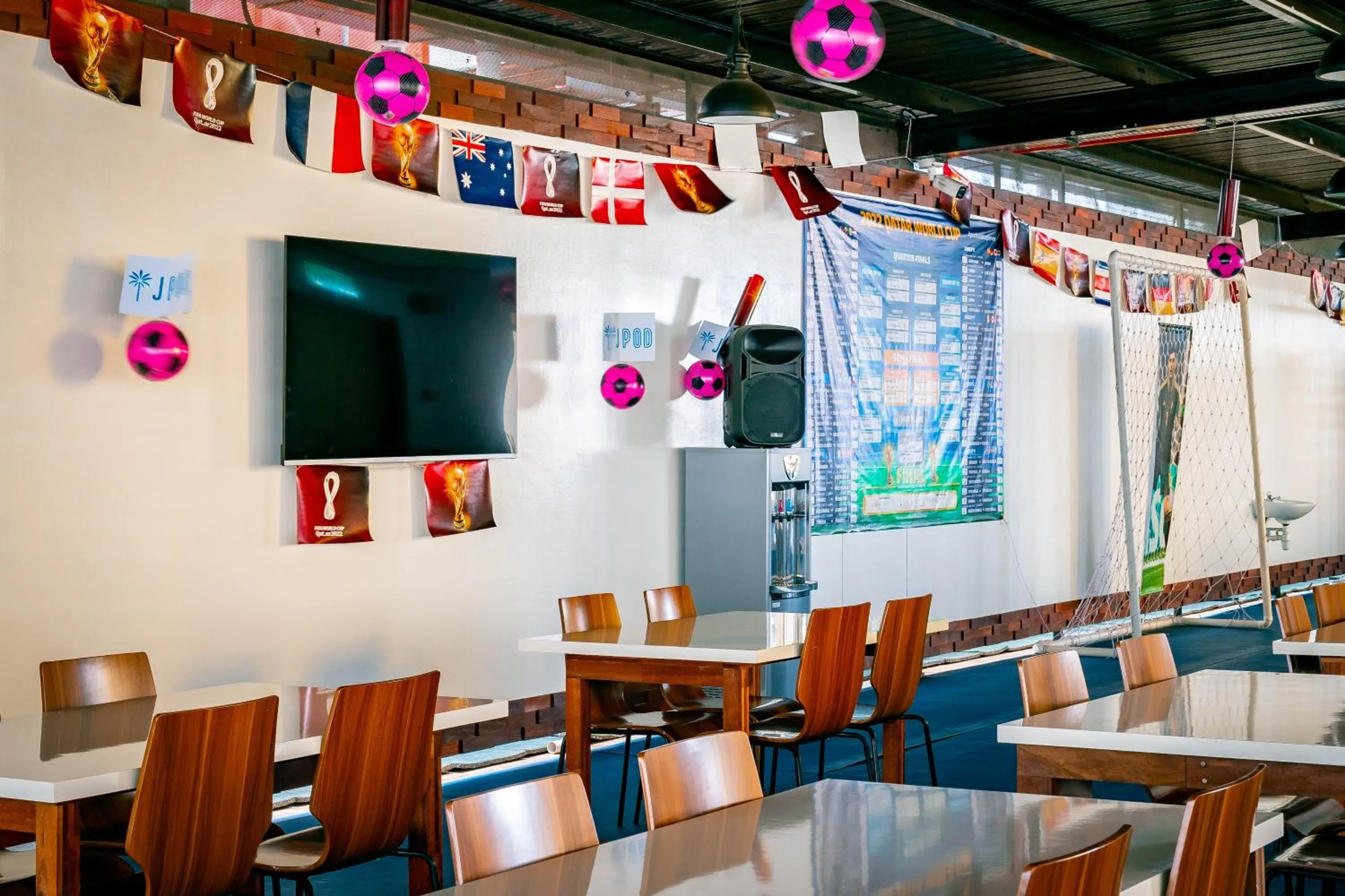 Communal lounge/ TV room in Jpod Capsule Hotel
