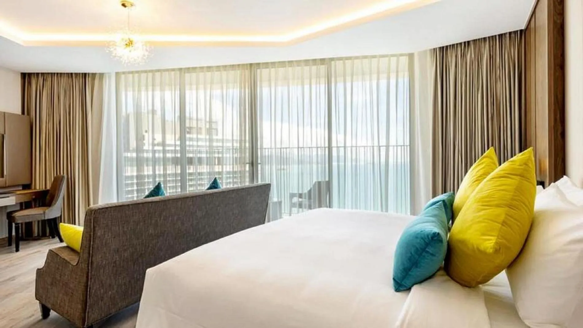 Bed in RIS Panorama Condotel