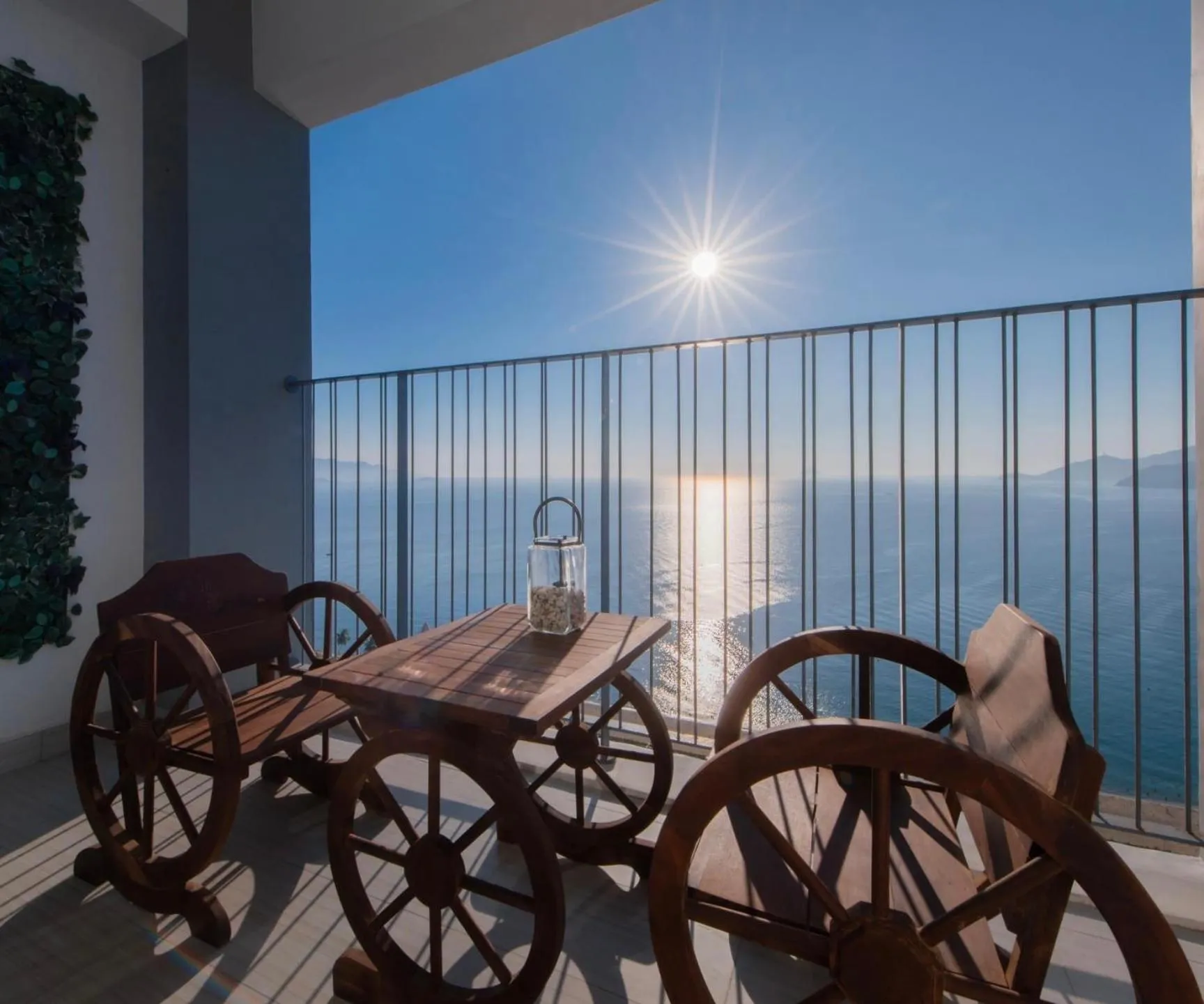 RIS Panorama Condotel