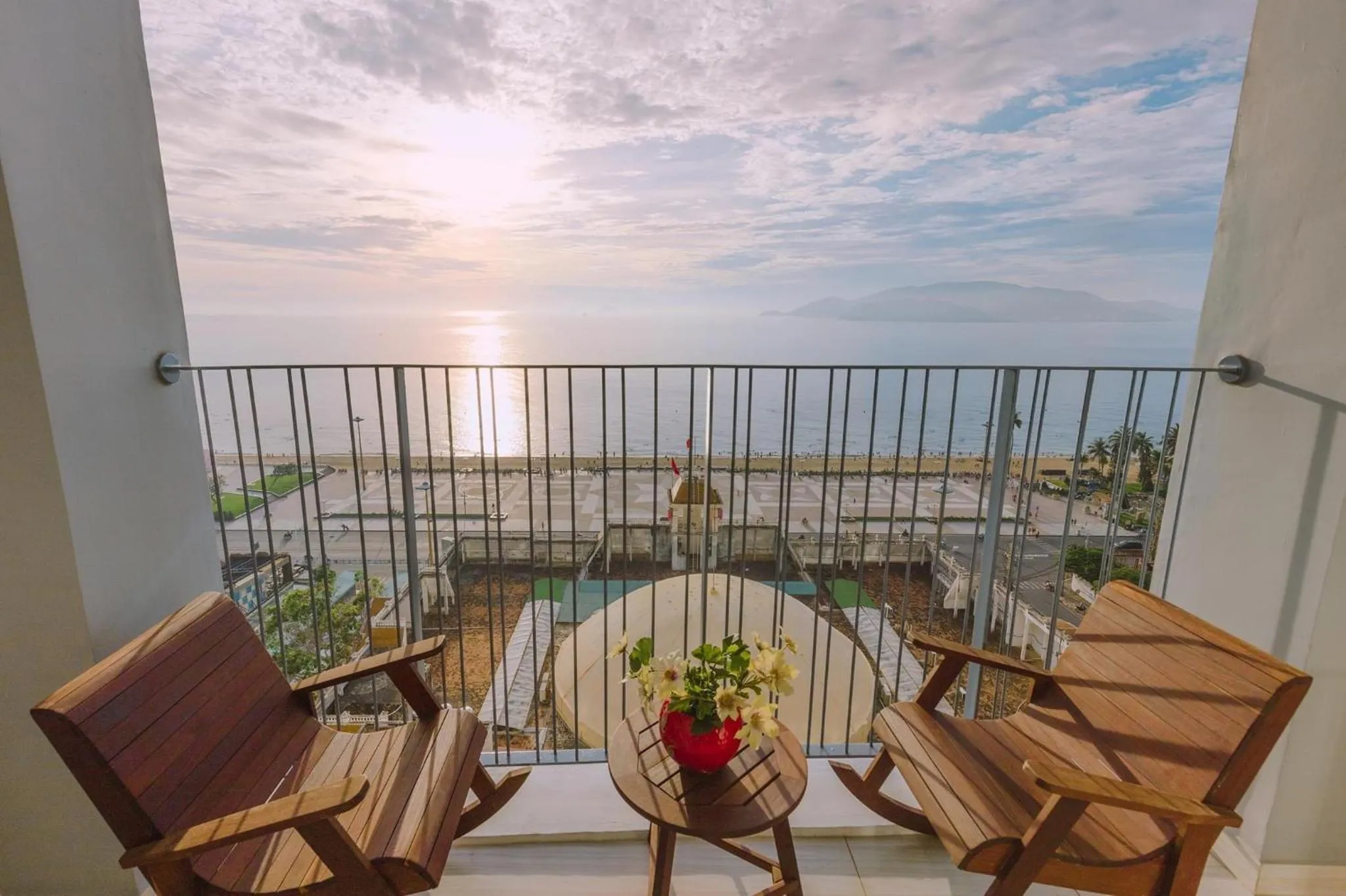 RIS Panorama Condotel