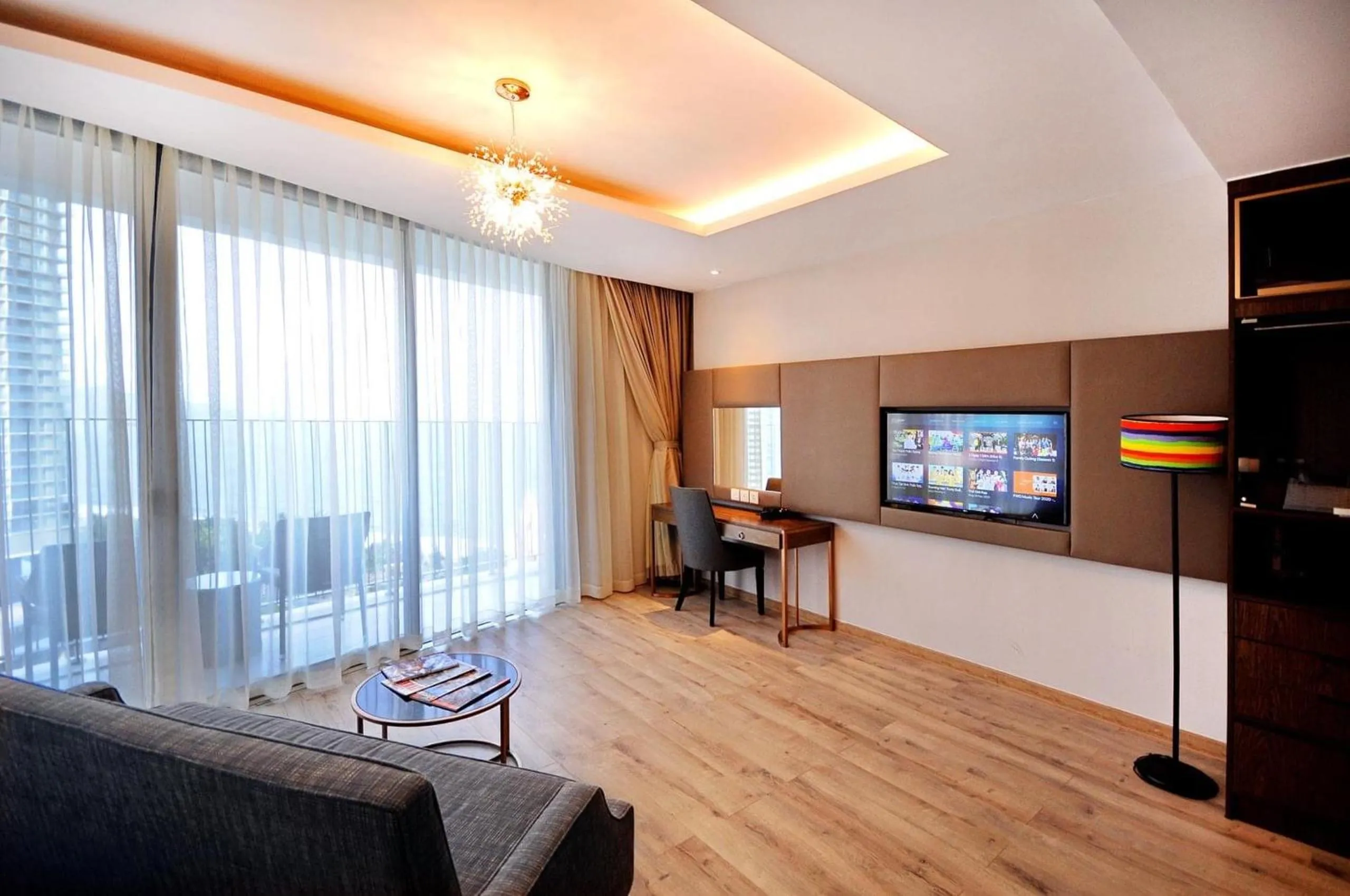 RIS Panorama Condotel