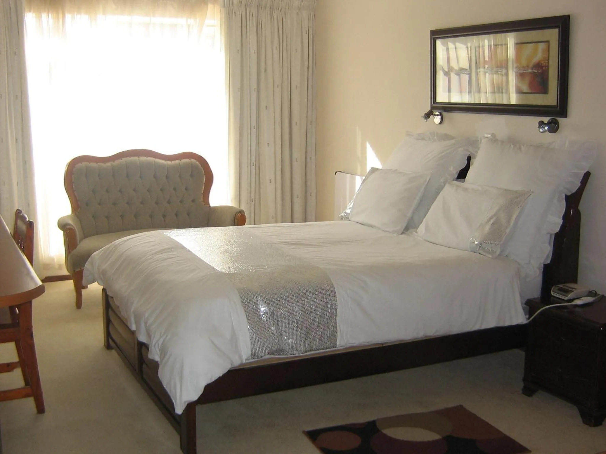 Bedroom, Bed in Winchester Lodge
