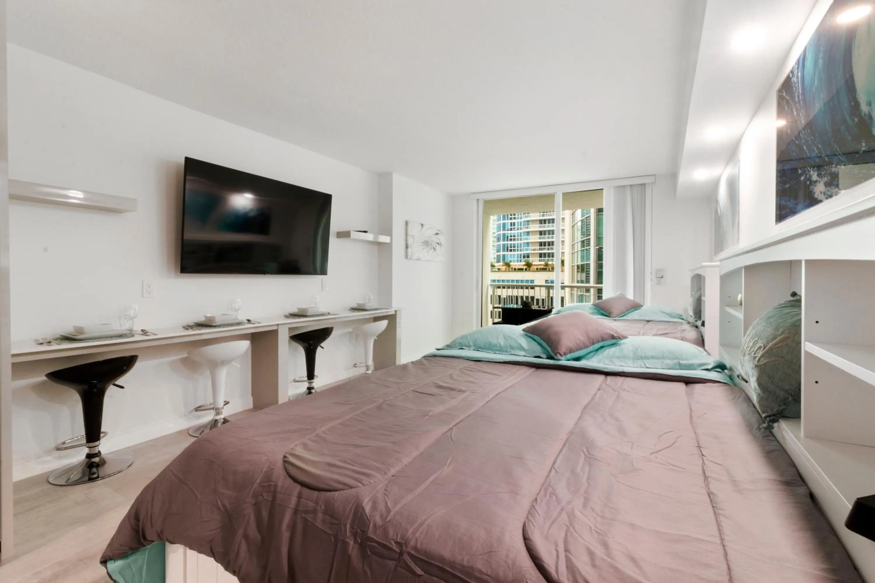 Bed in Elite Brickell Studio on the Bay