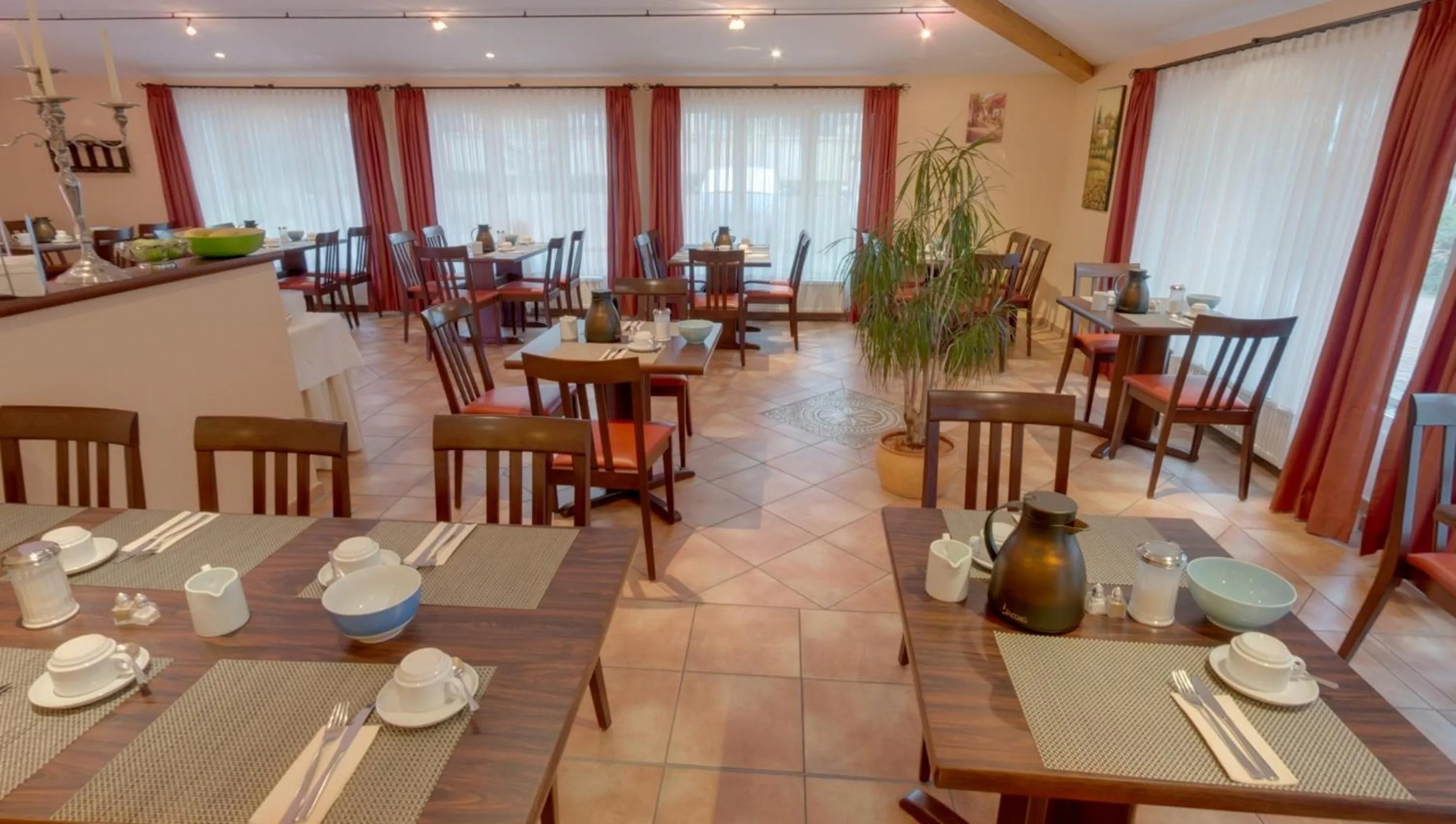 Food and drinks in Hotel Garni Stadt Friedberg