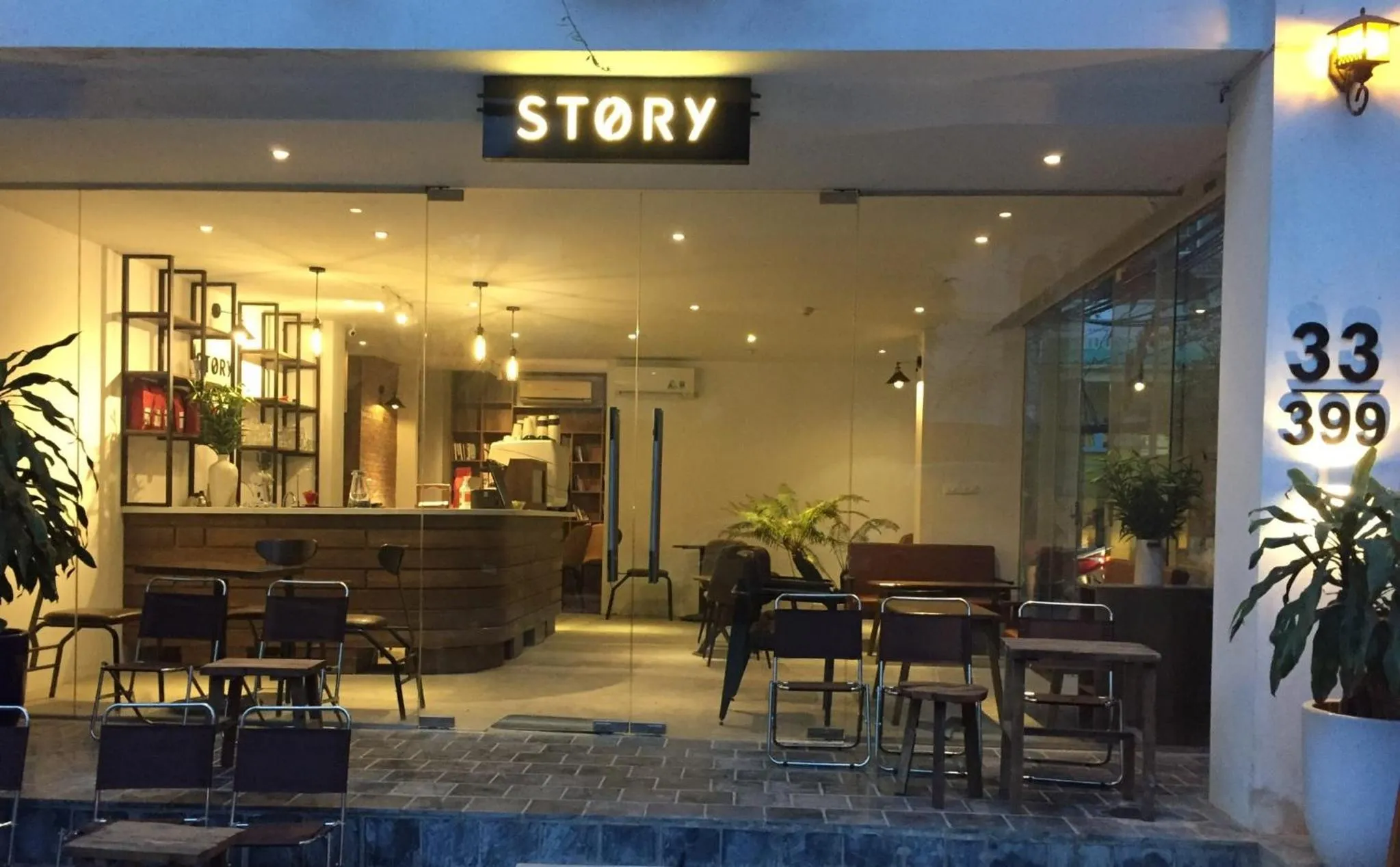 Restaurant/places to eat in Pegasy Premium Suites & Residence Westlake