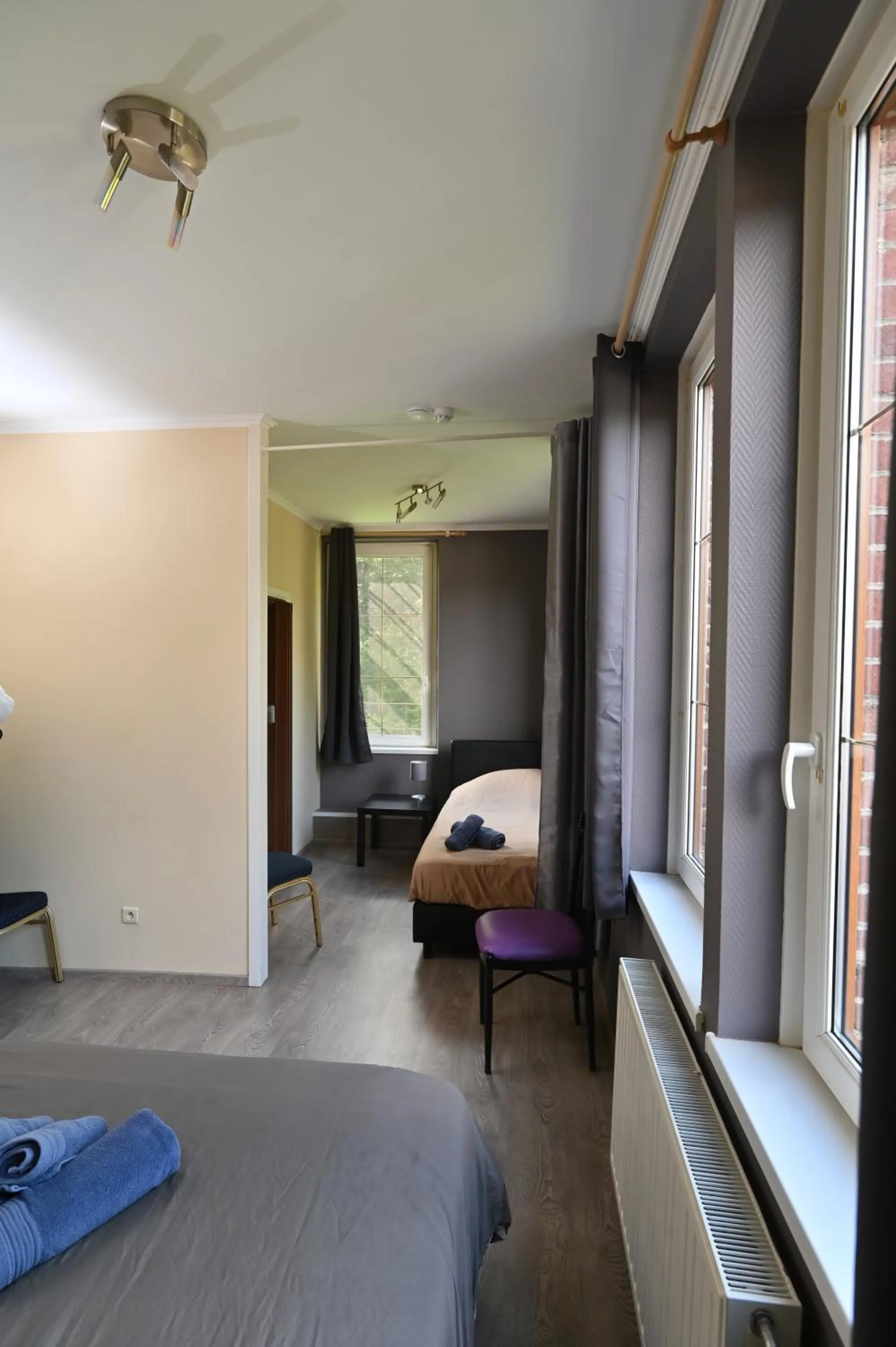 Bed in B&B De l'Aisne