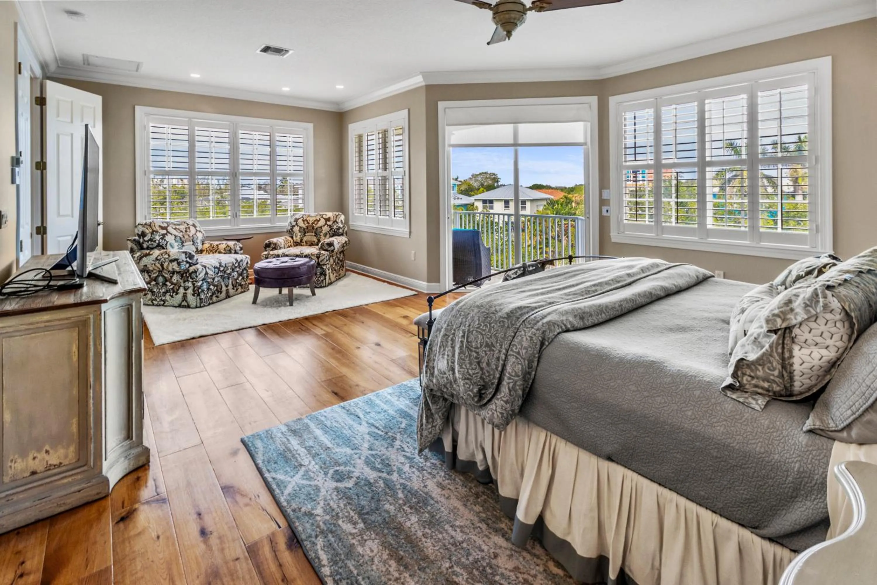 Bedroom, Bed in Siesta Key Island Rentals