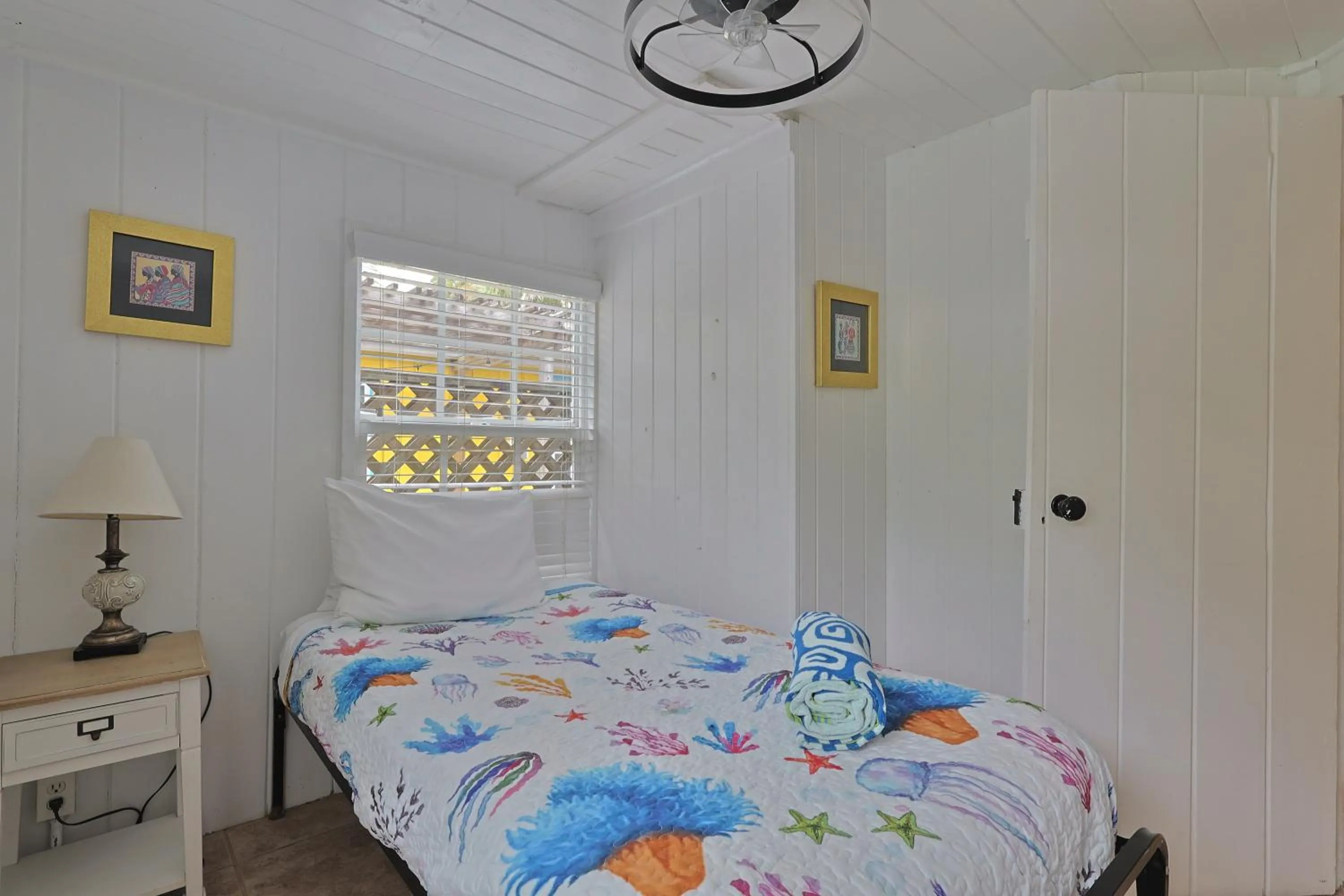Bedroom, Bed in Siesta Key Island Rentals