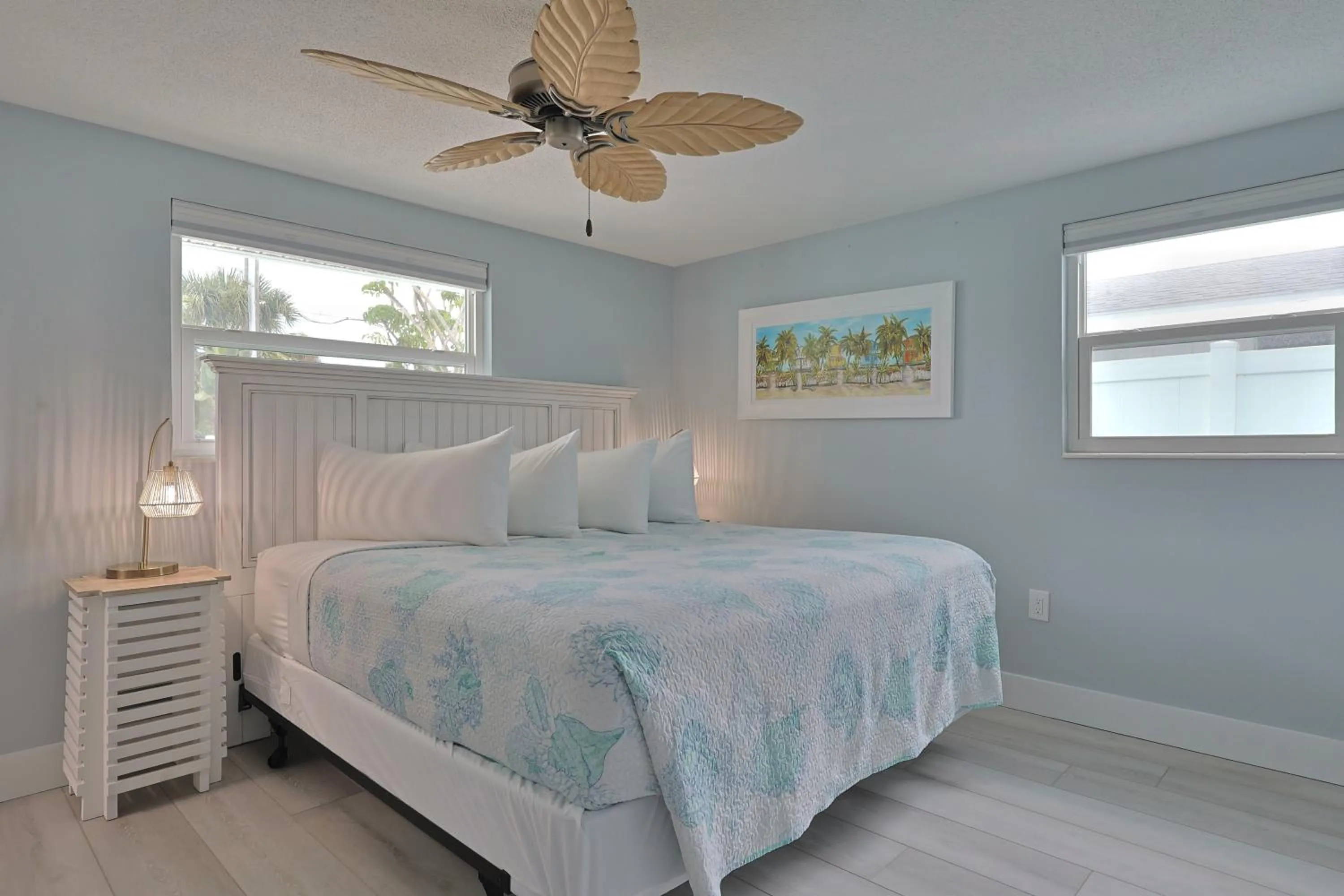 Bedroom, Bed in Siesta Key Island Rentals