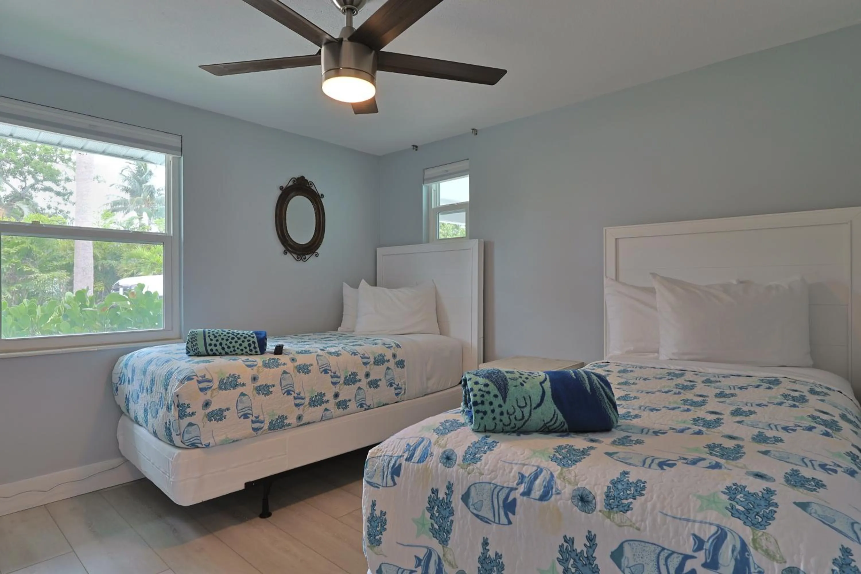 Bedroom, Bed in Siesta Key Island Rentals