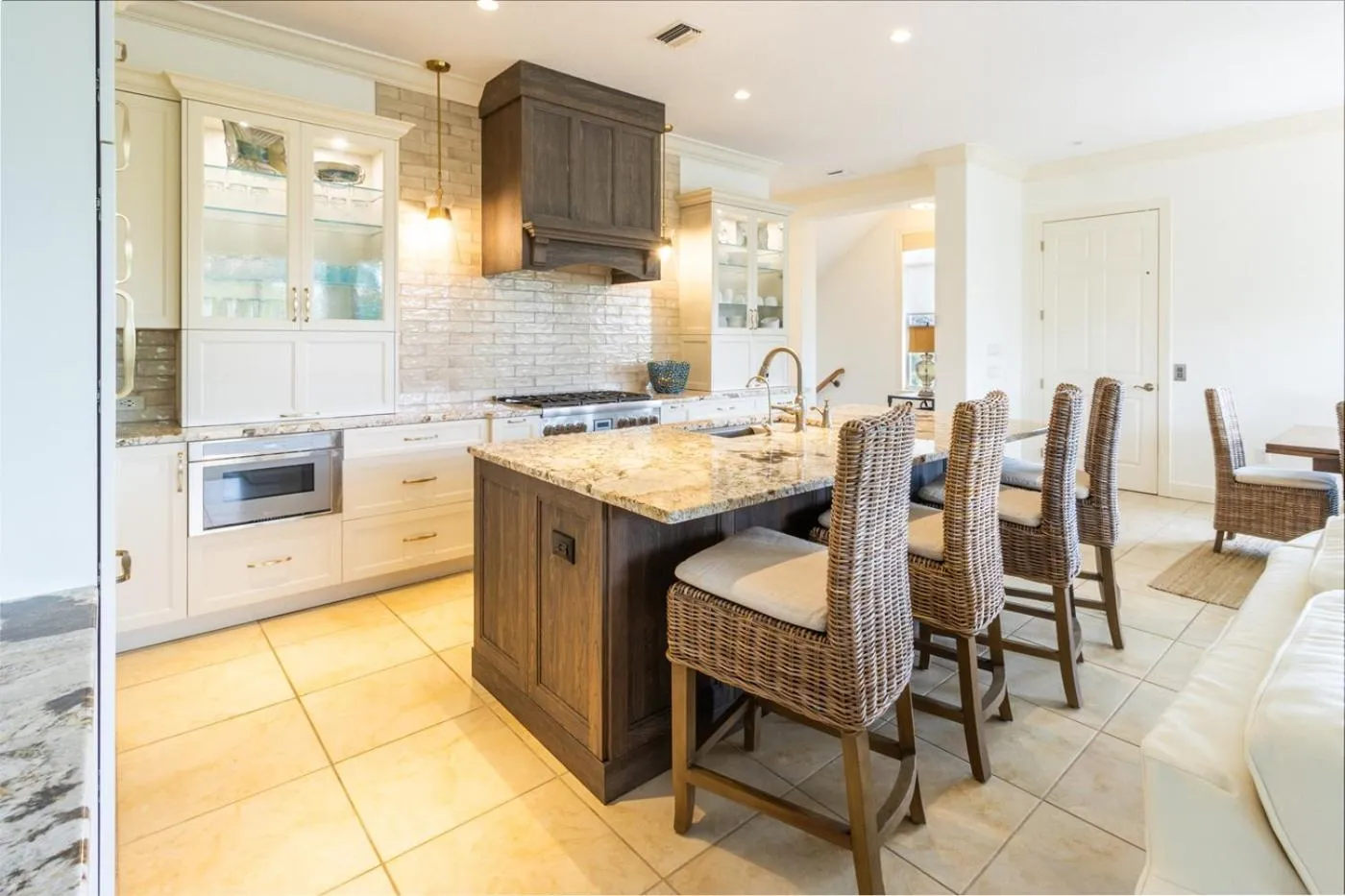 Kitchen or kitchenette in Siesta Key Island Rentals