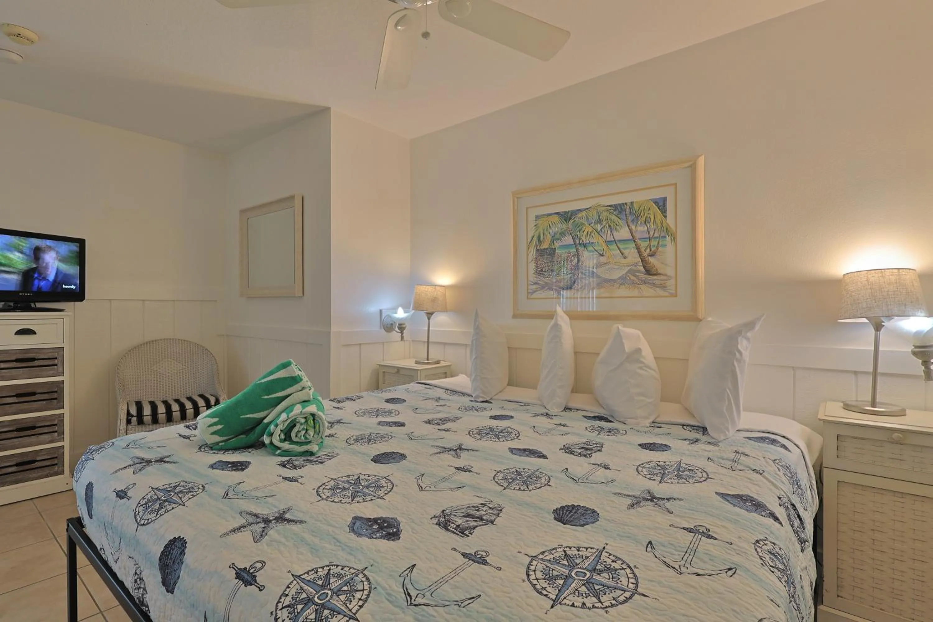 Bedroom, Bed in Siesta Key Island Rentals