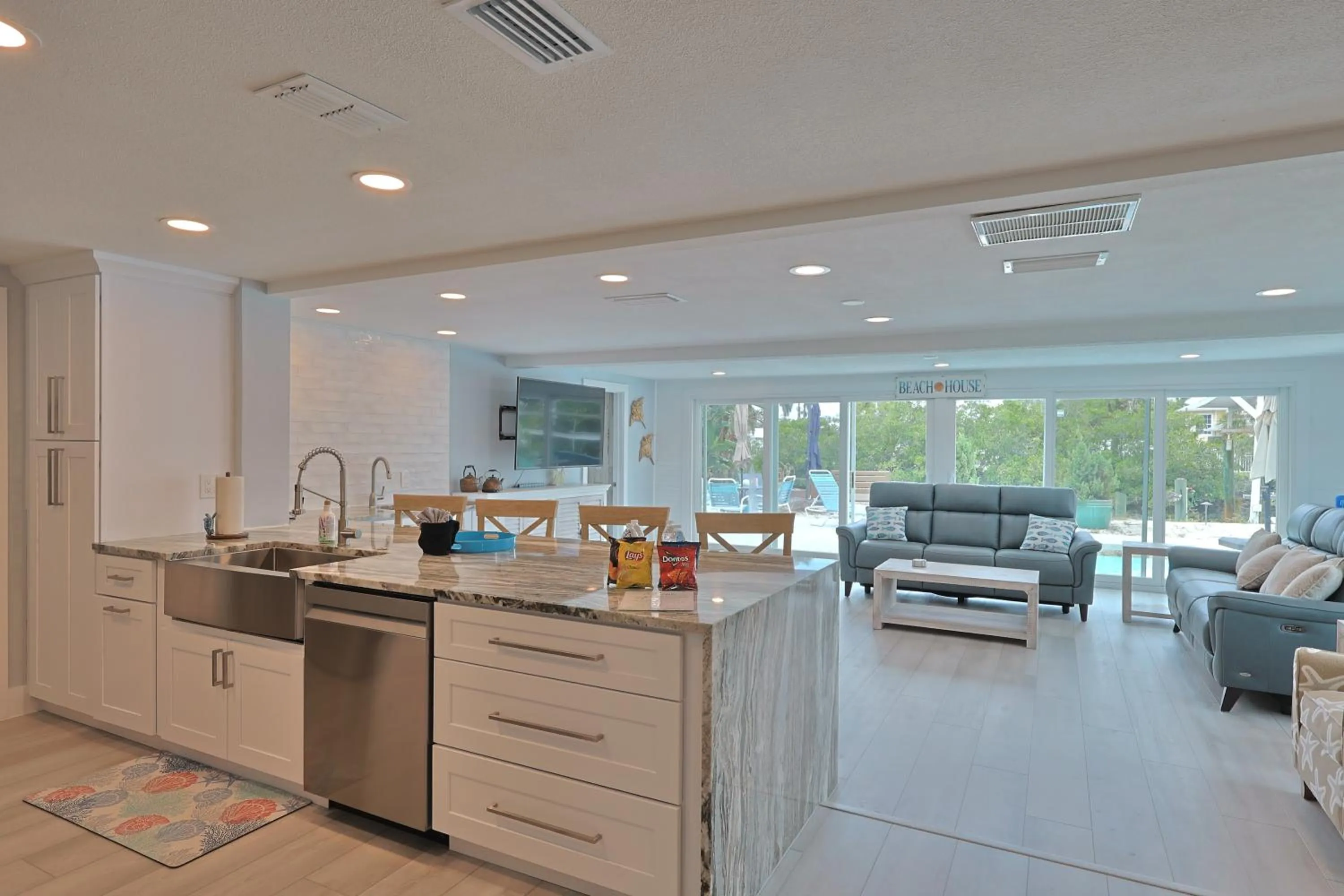 Kitchen or kitchenette in Siesta Key Island Rentals