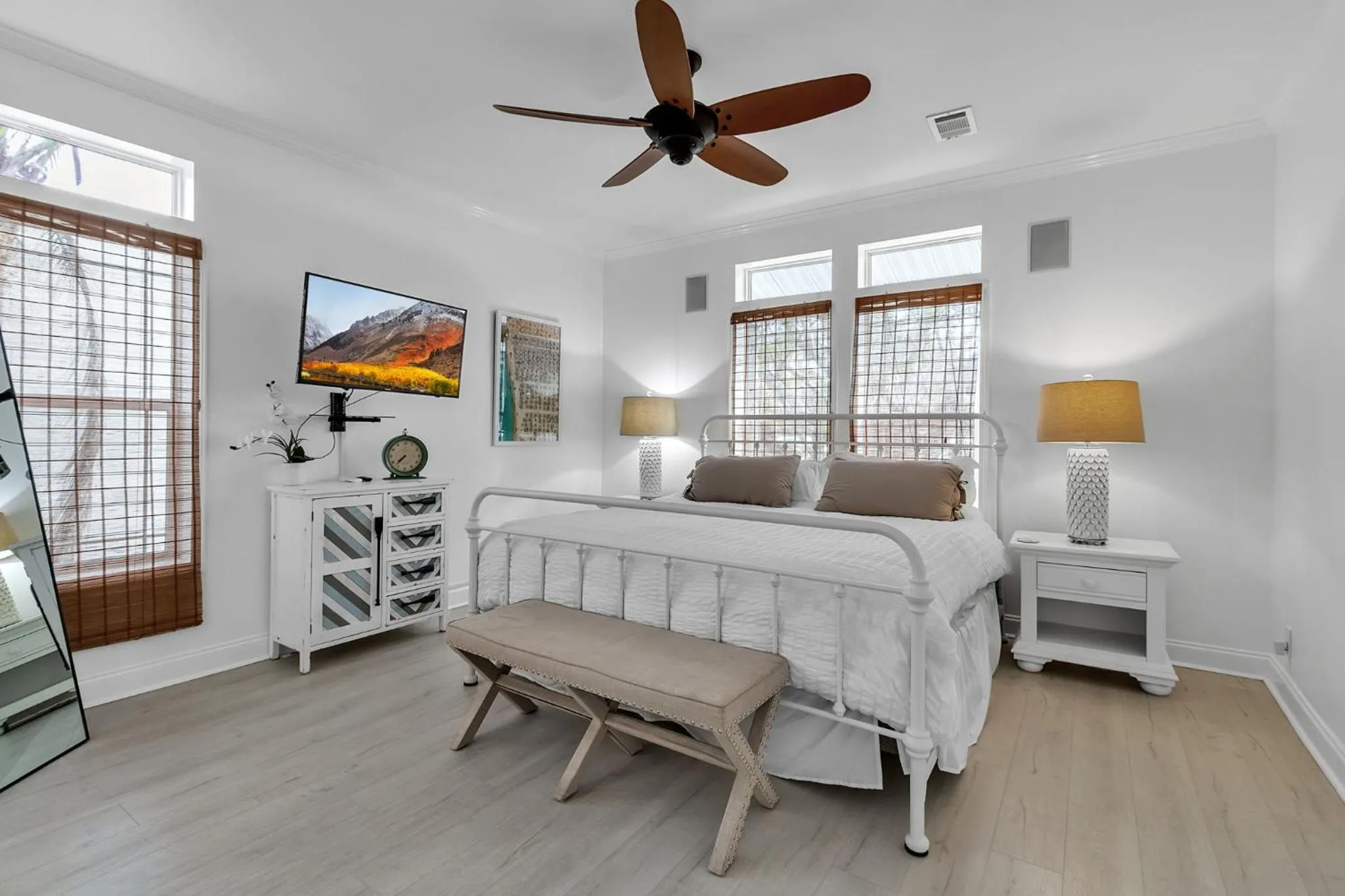 Bedroom, Bed in Siesta Key Island Rentals