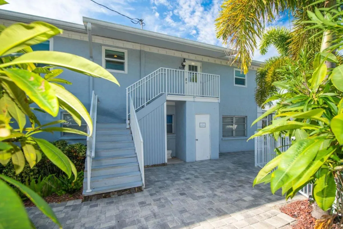 Garden in Siesta Key Island Rentals