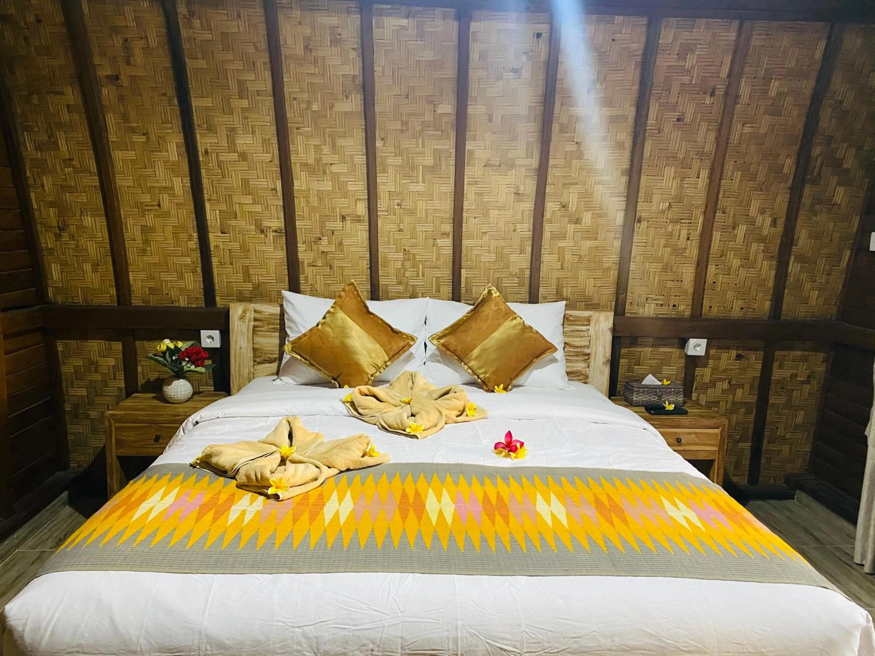 Bedroom, Bed in Grand Cory