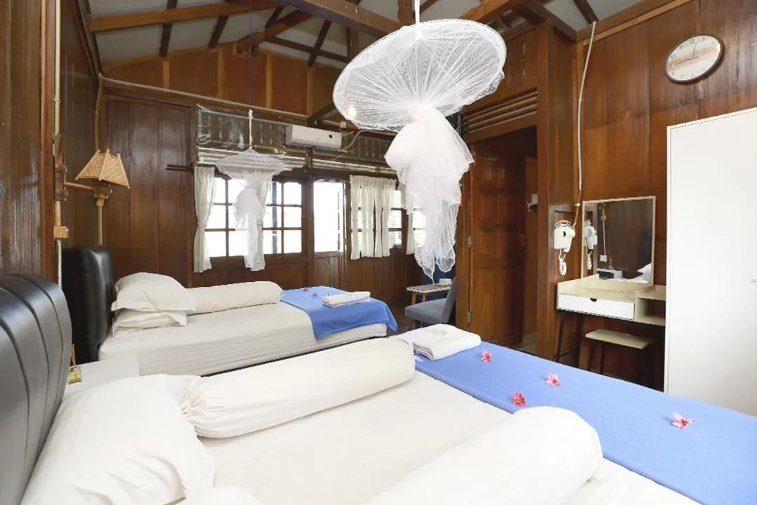 Bed in Arya's Surf Camp Cimaja