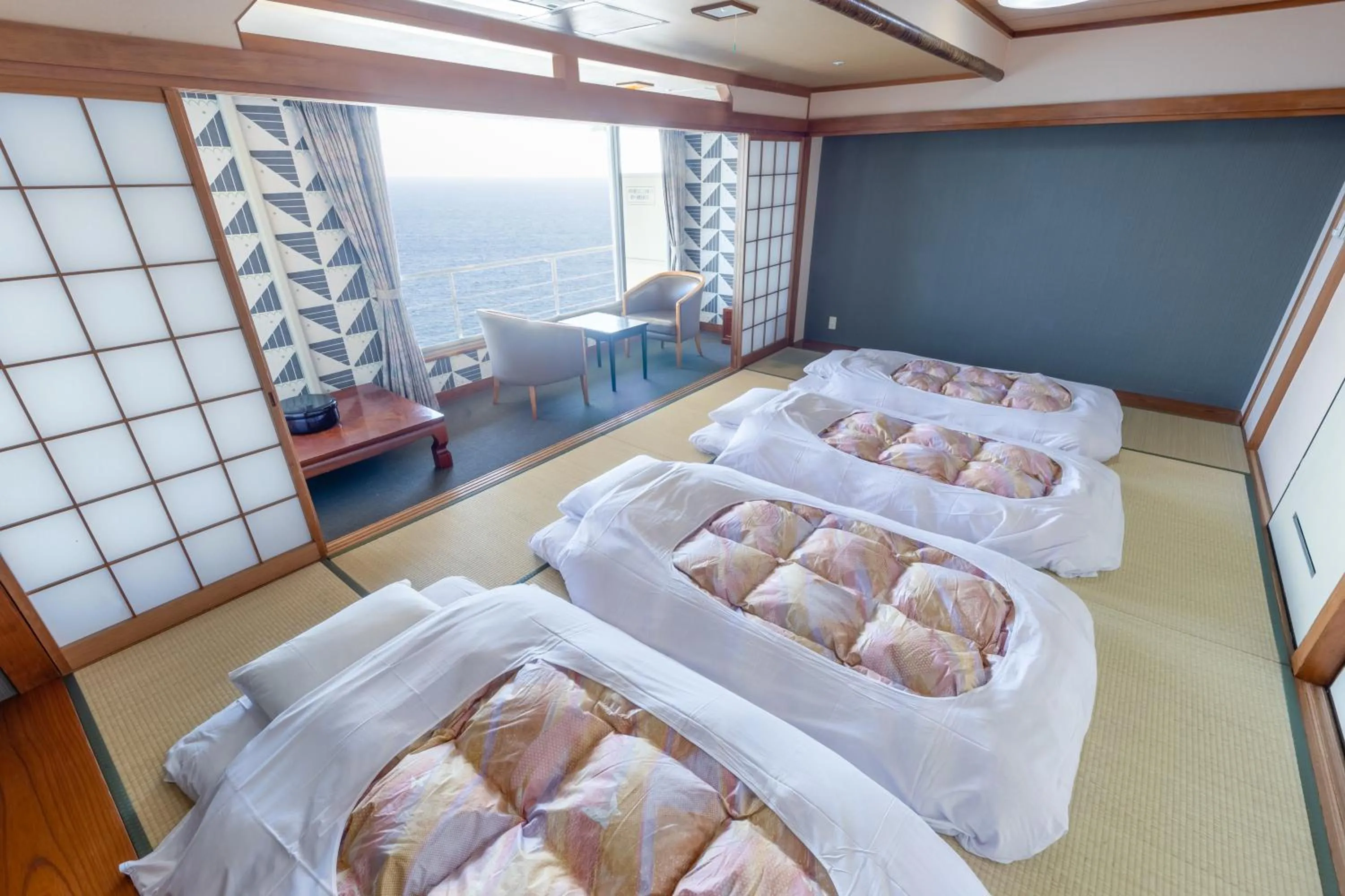 Bed in Atagawa Onsen Blue Ocean