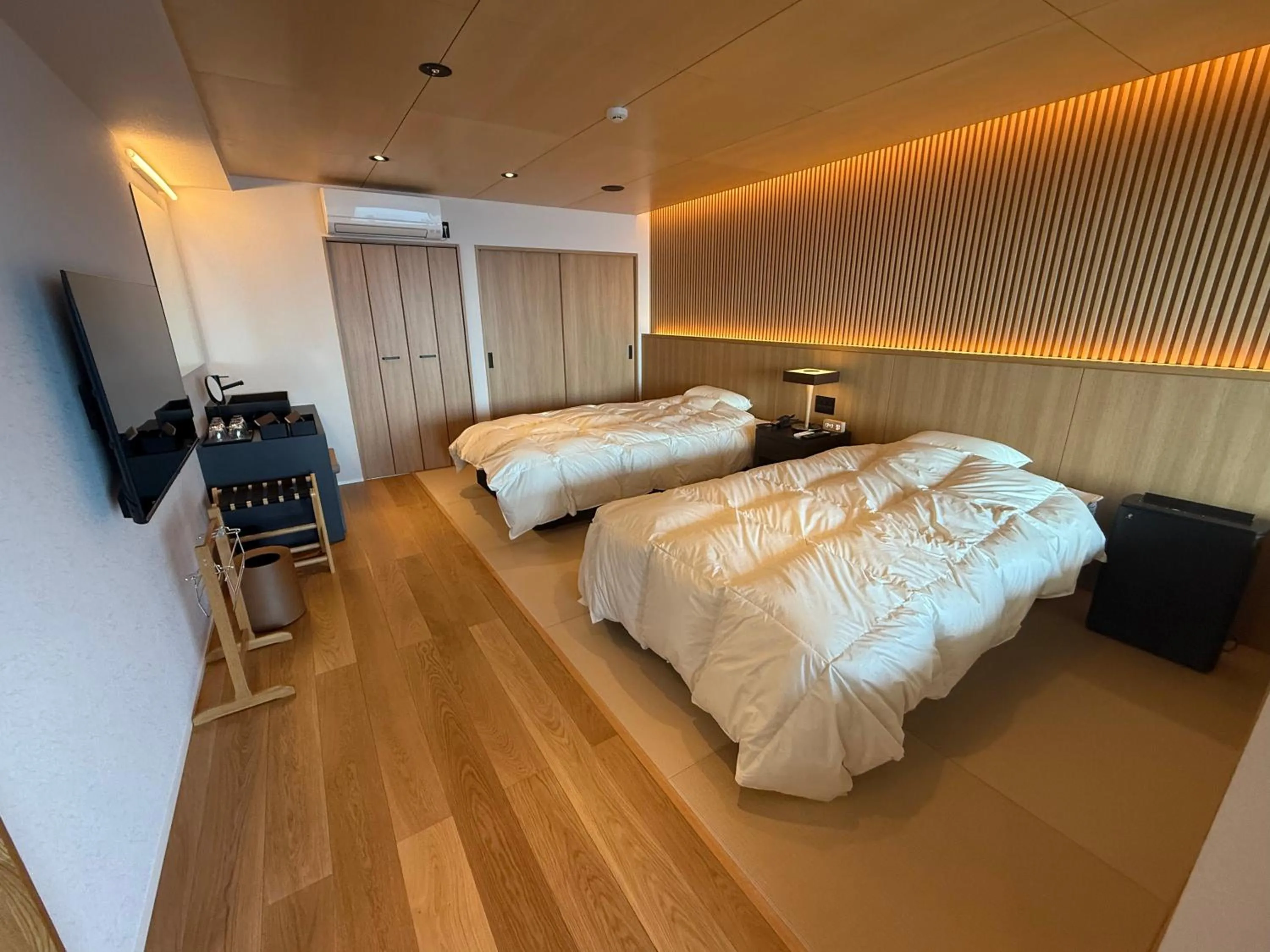Photo of the whole room, Bed in Atagawa Onsen Blue Ocean