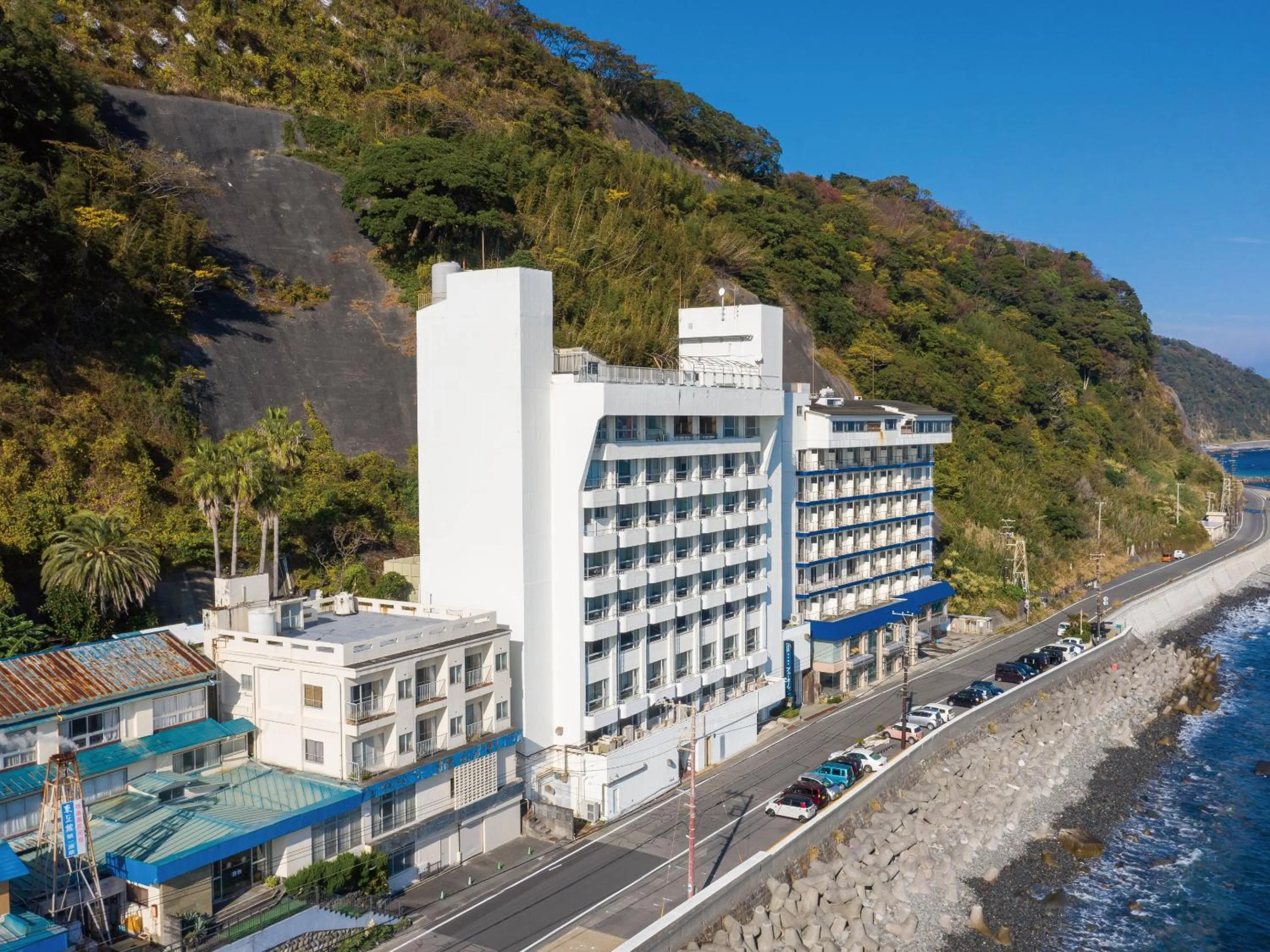 Property building in Atagawa Onsen Blue Ocean