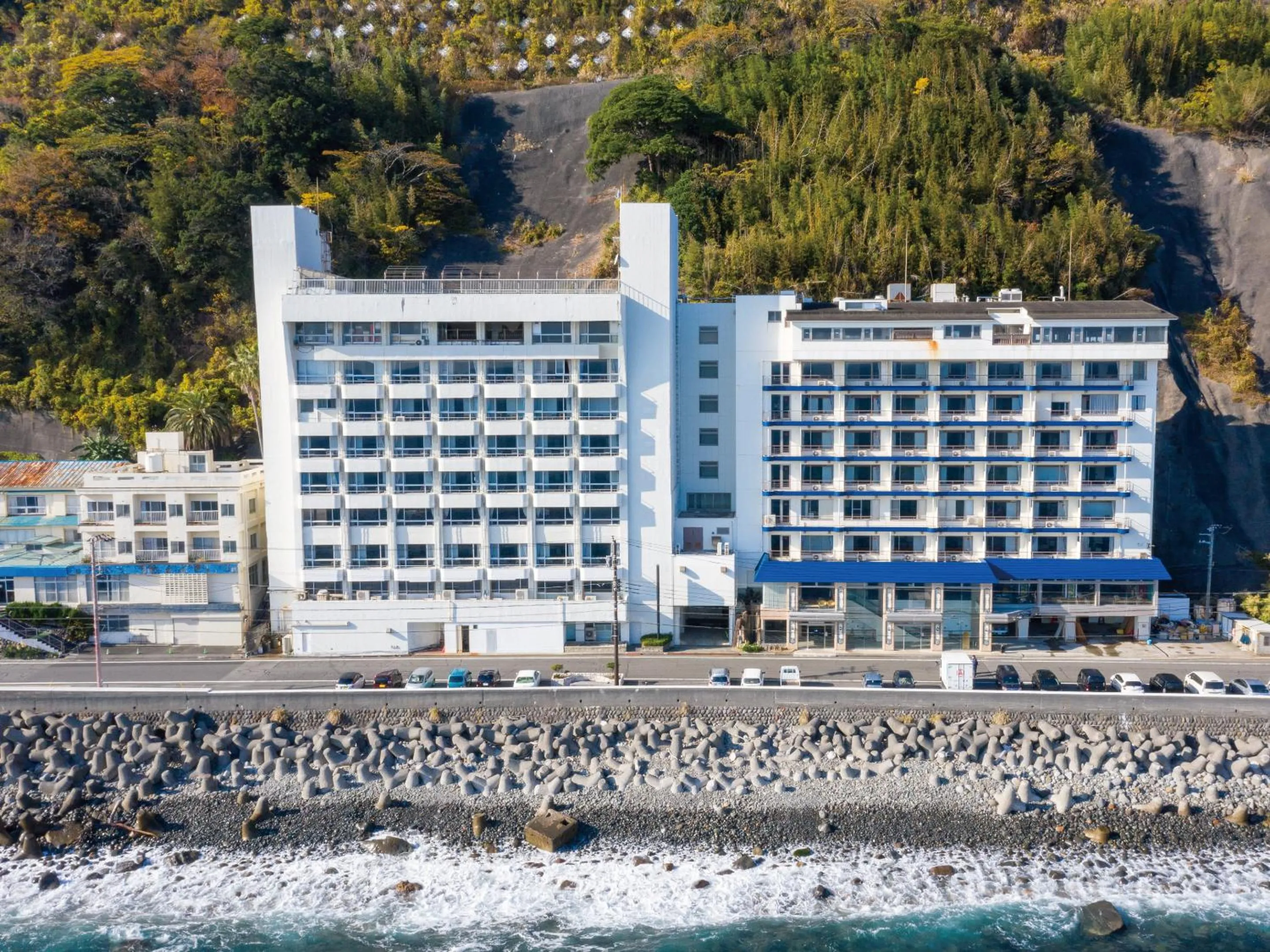 Property building in Atagawa Onsen Blue Ocean