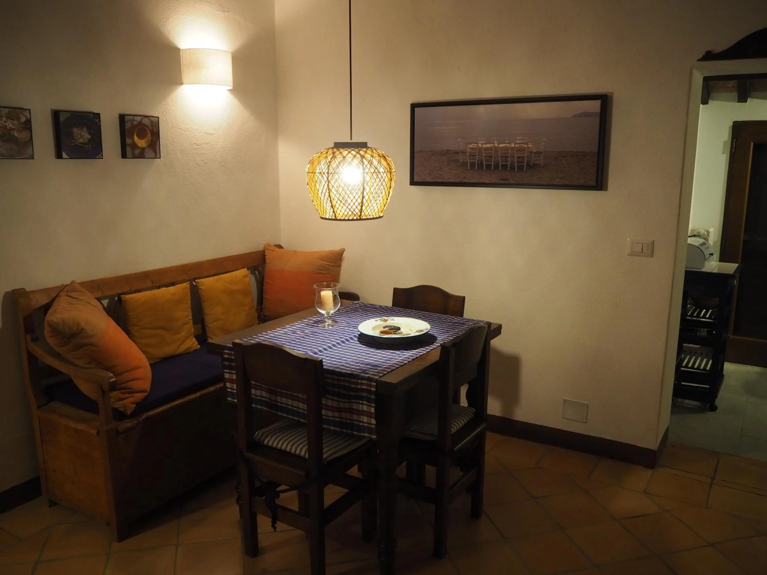 Dining area in Le Querciolaie Monte Cavallo - upper apartment