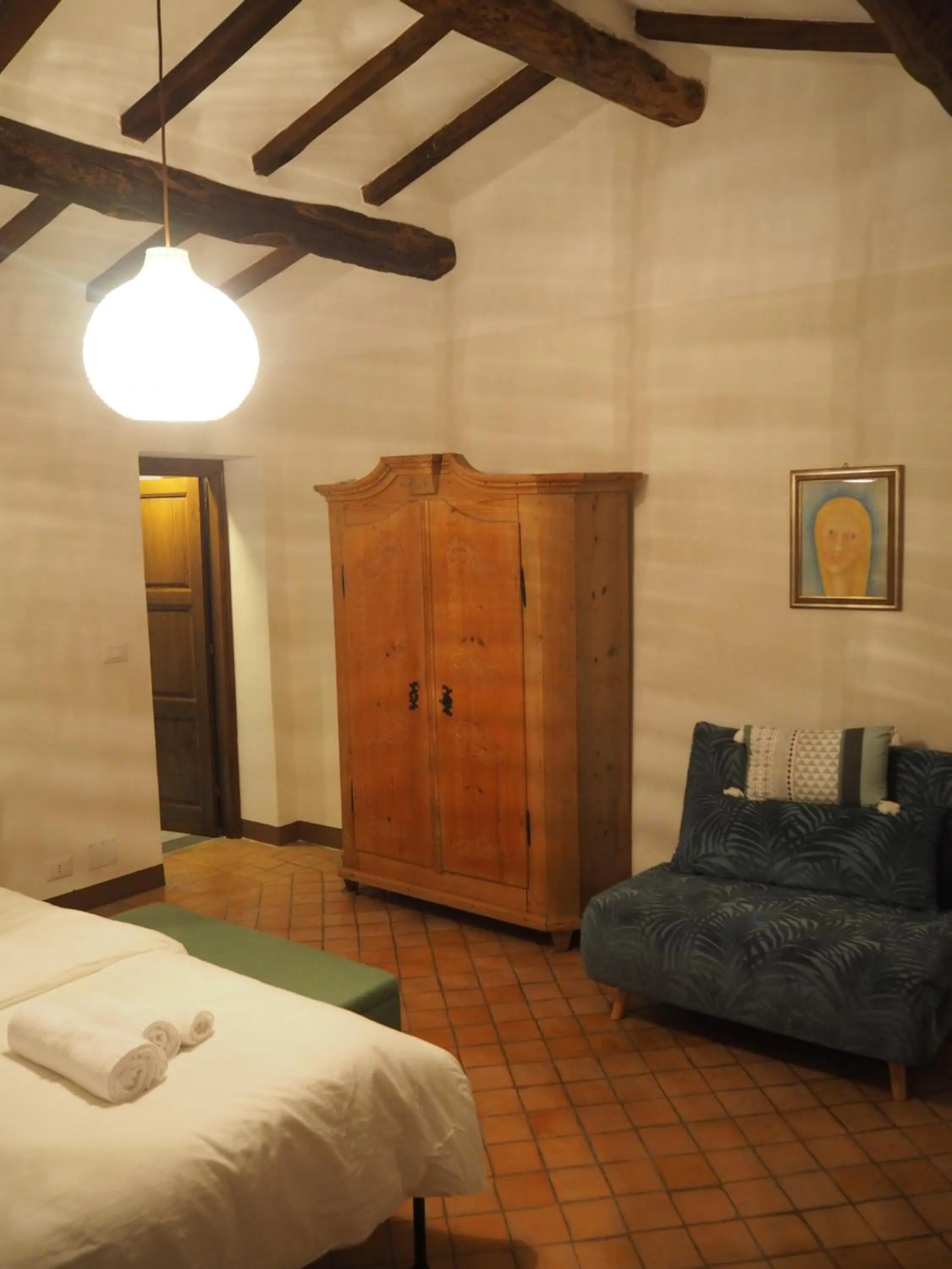 Bedroom, Bed in Le Querciolaie Monte Cavallo - upper apartment