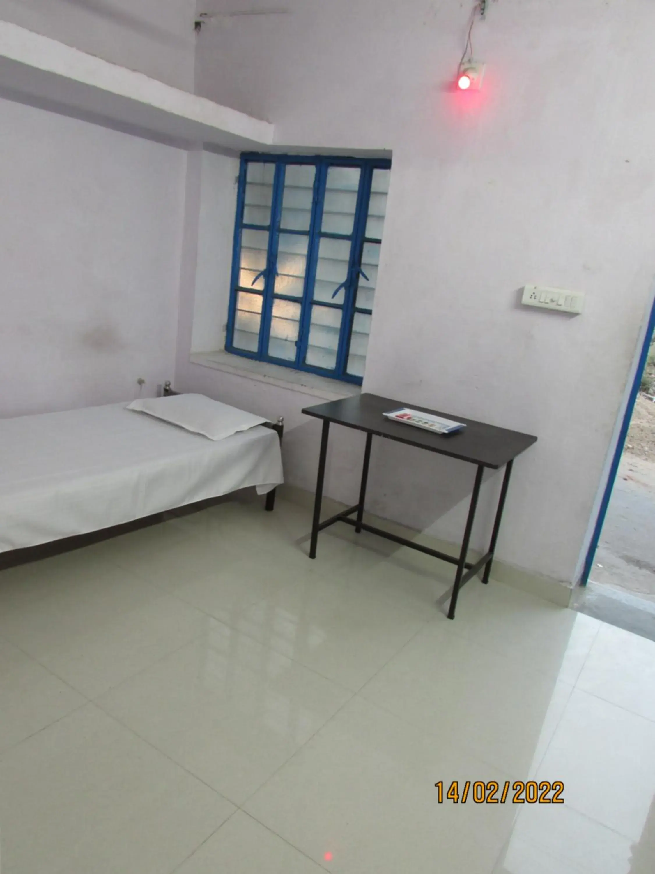 Bed in Ashish Guest House, Goverdhan Vilas Bed in Ashish Guest House, Goverdhan Vilas