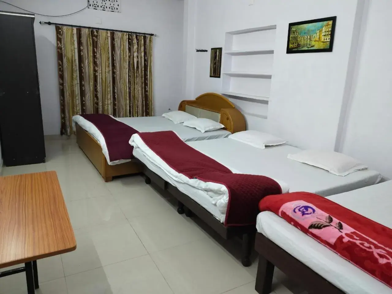 Bed in Ashish Guest House, Goverdhan Vilas Bed in Ashish Guest House, Goverdhan Vilas