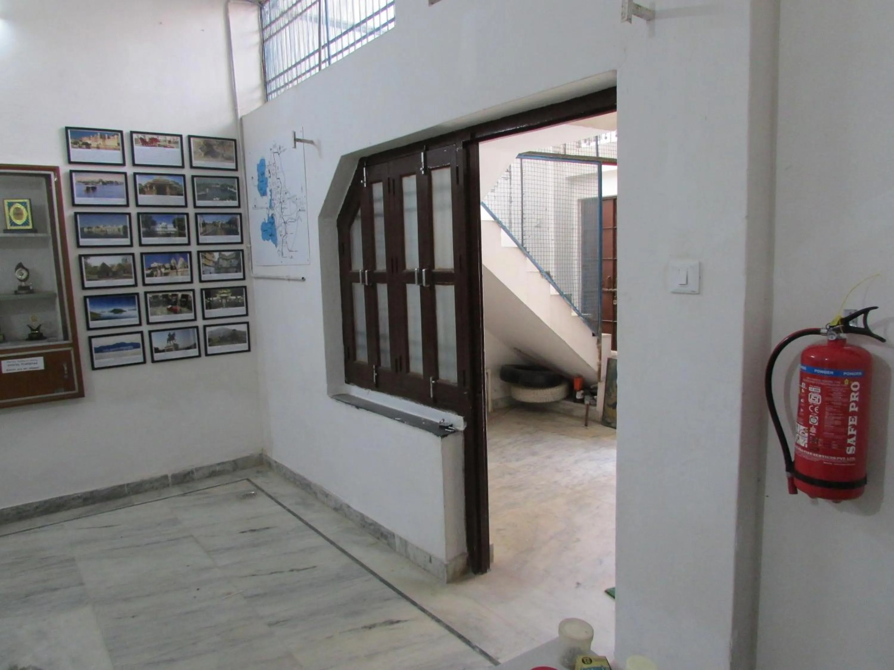 Ashish Guest House, Goverdhan Vilas