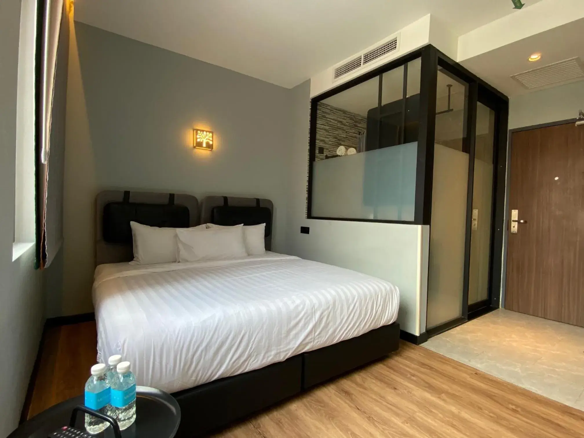 Superior King Room in The Seraya Hotel Superior King Room in The Seraya Hotel