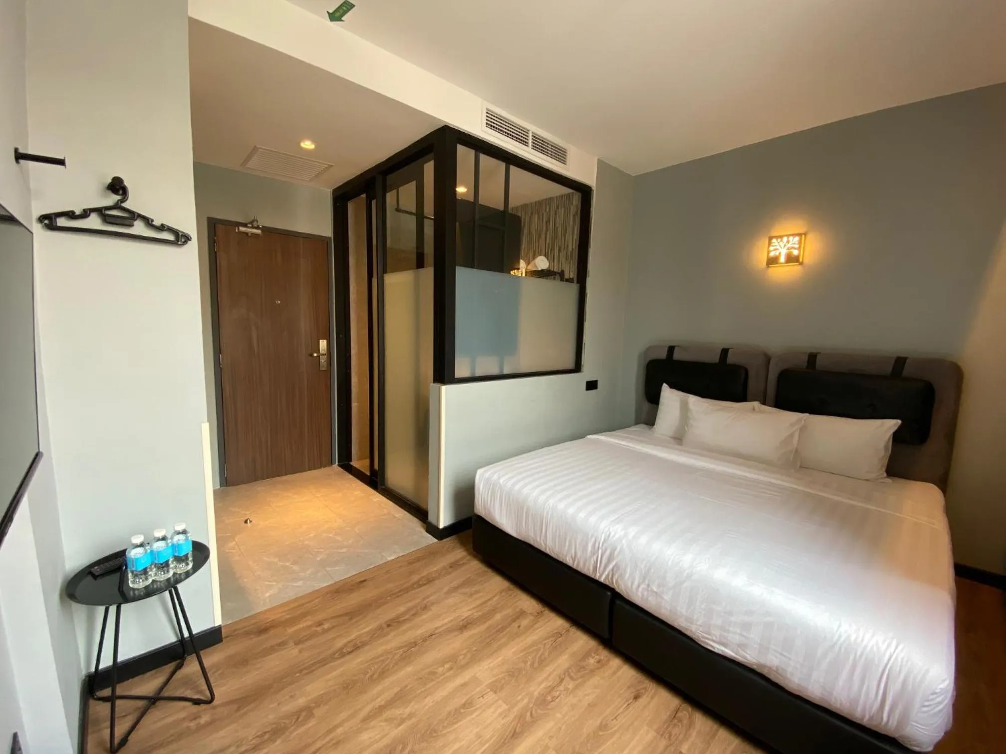 Photo of the whole room, Bed in The Seraya Hotel