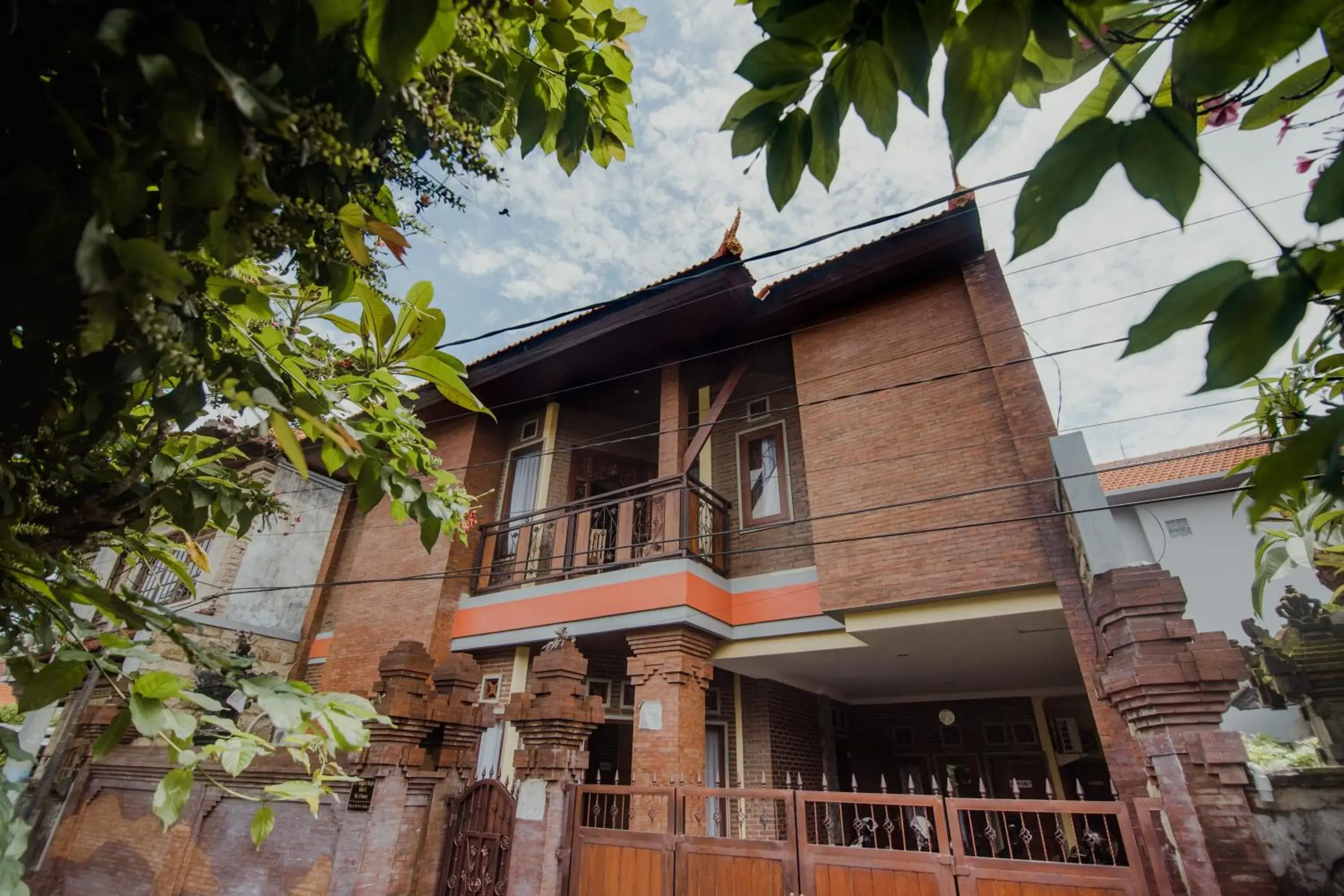 Property building in The Garuda Homestay Sanur Property building in The Garuda Homestay Sanur