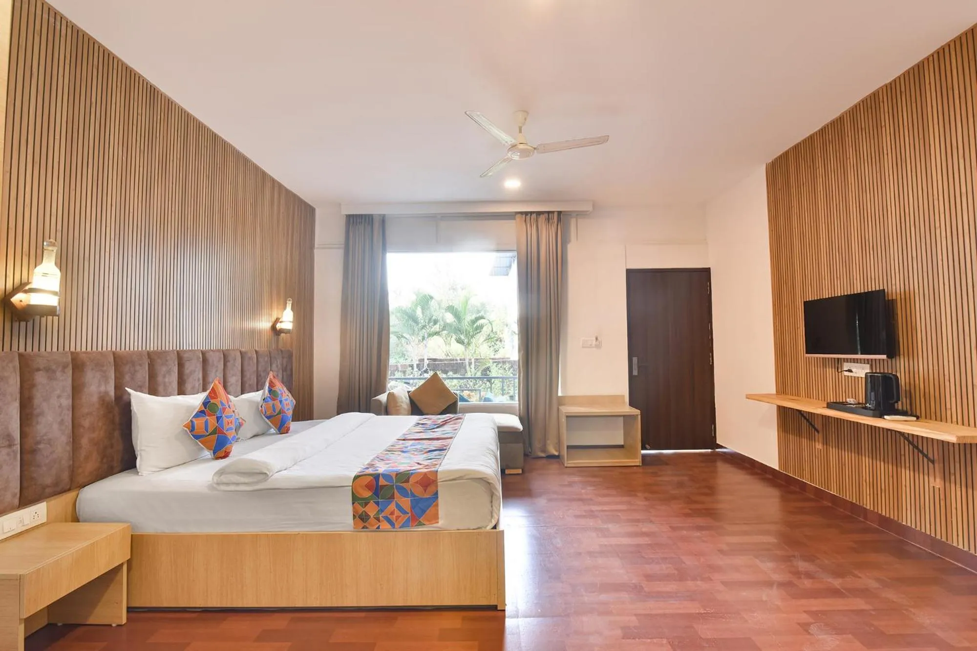 Bed in FabHotel Morjim Bliss - 500M From Morjim Beach