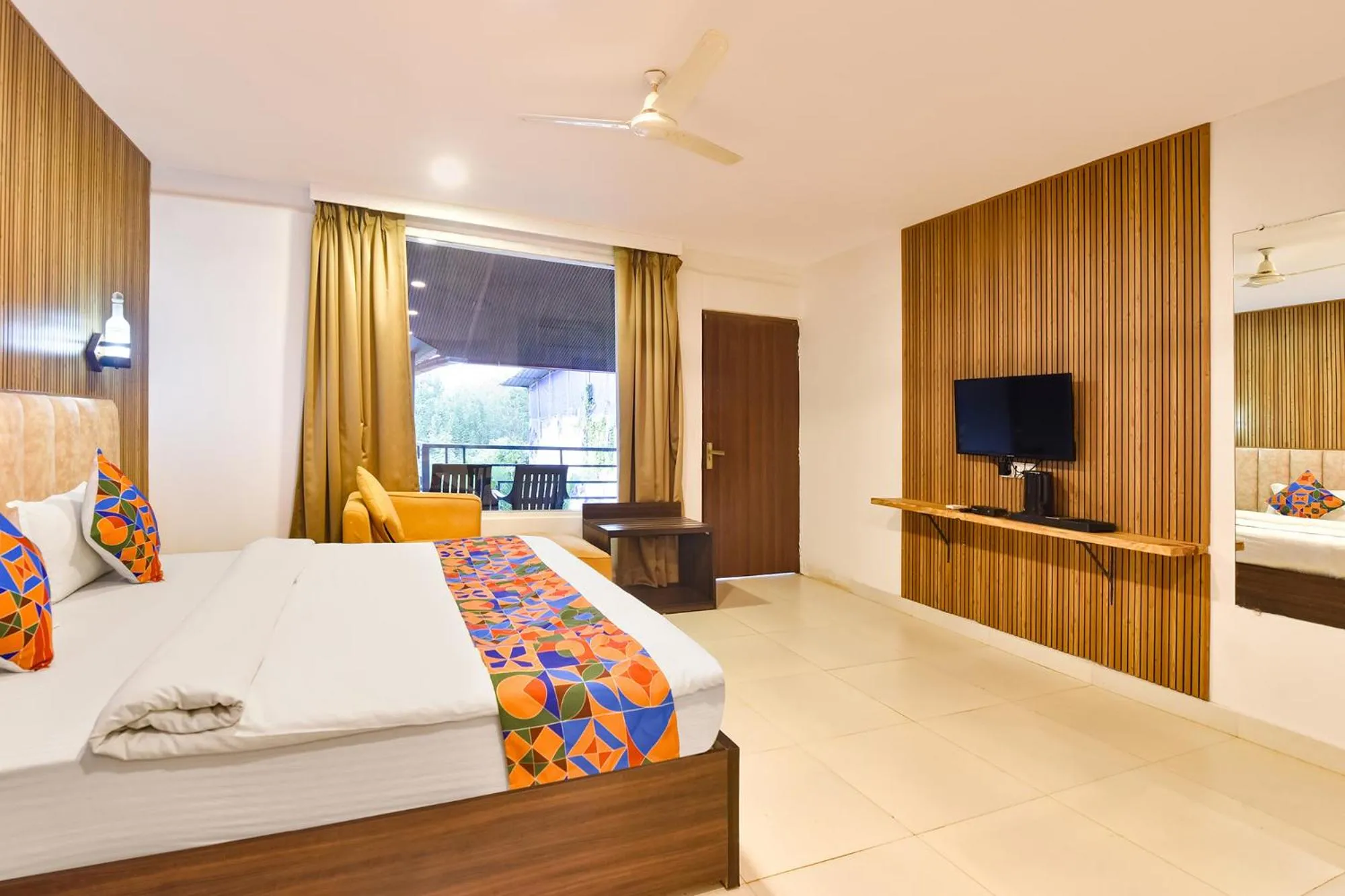 Bed in FabHotel Morjim Bliss - 500M From Morjim Beach