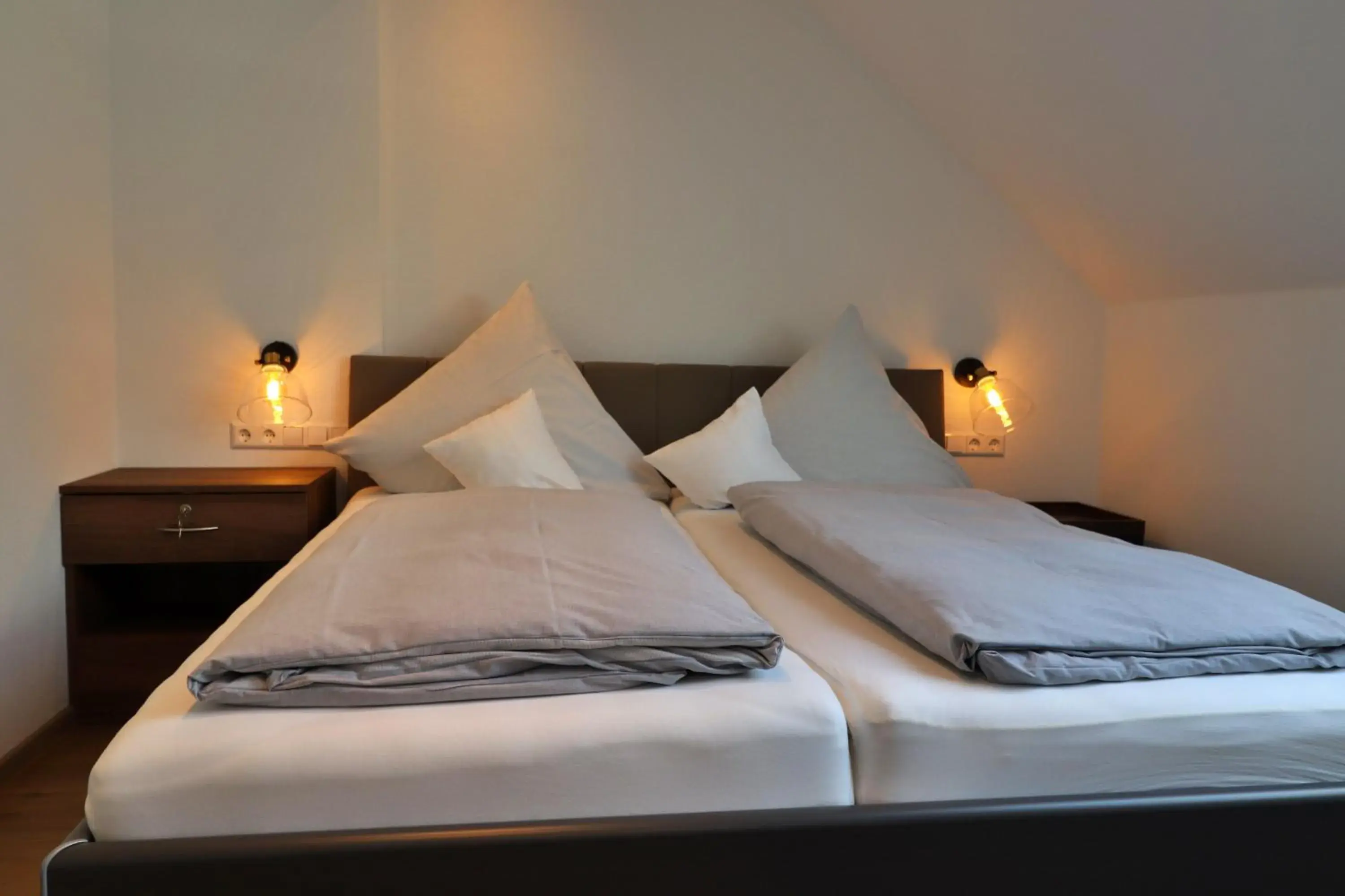 Bedroom, Bed in Hotel Zur Post Bedroom, Bed in Hotel Zur Post