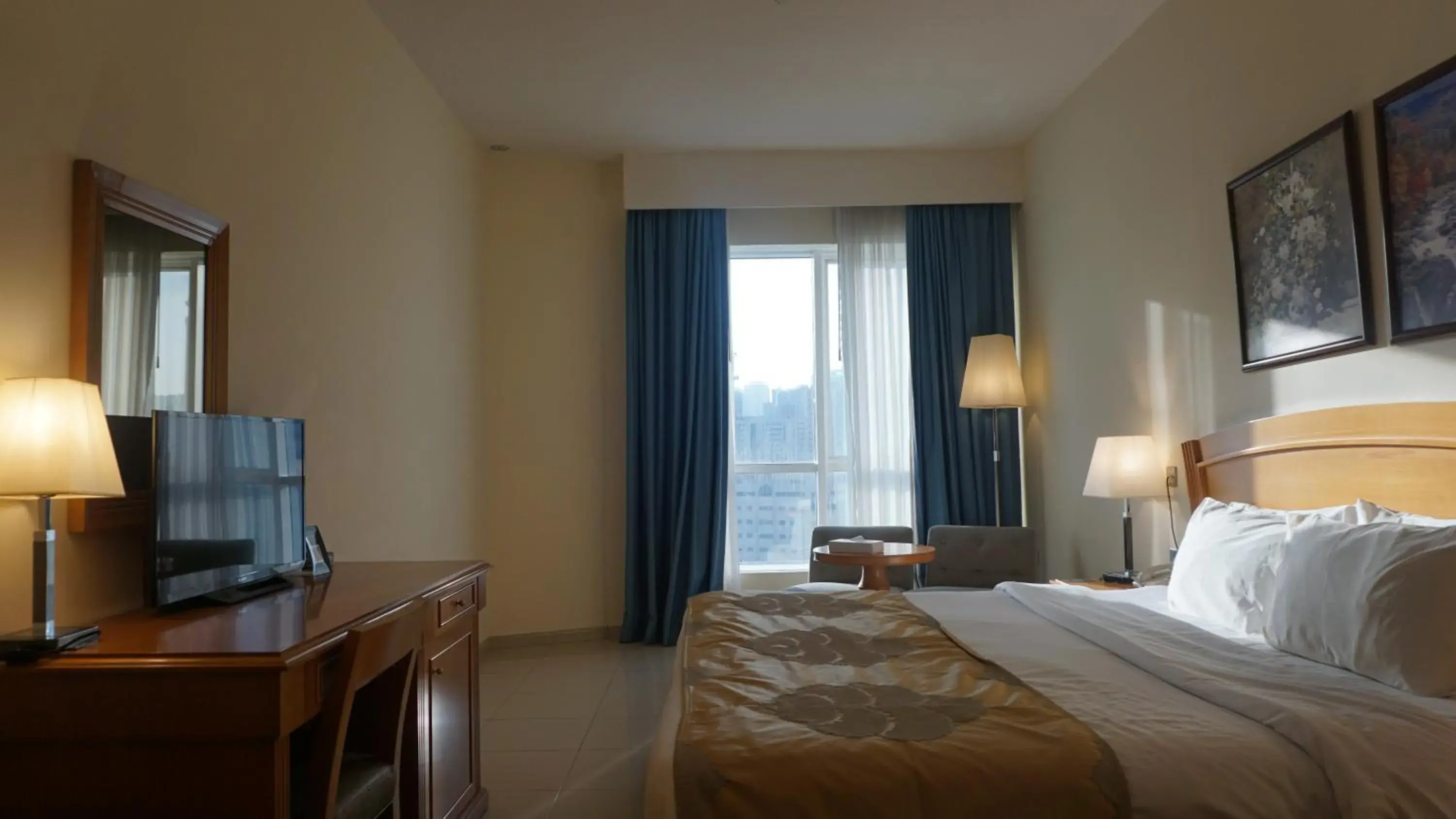 Standard Studio with King Bed in Golden Tulip Sharjah Standard Studio with King Bed in Golden Tulip Sharjah