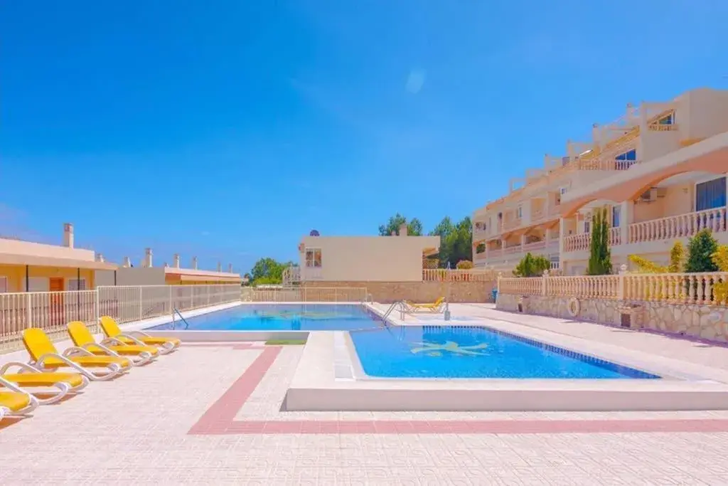 Casa Pitufo Calpe, bright duplex - see & mountain view Casa Pitufo Calpe, bright duplex - see & mountain view
