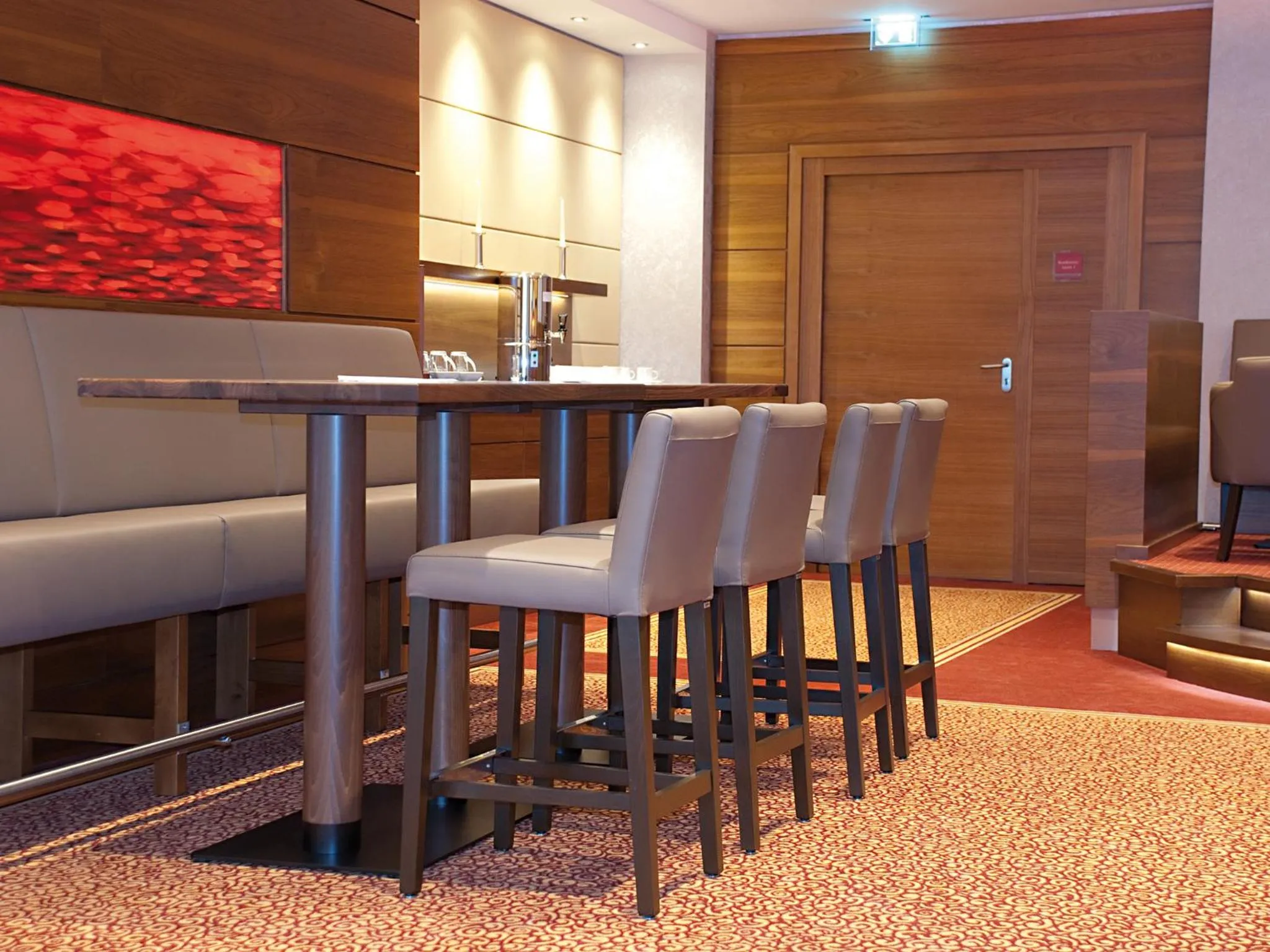 Lounge or bar in Morada Hotel Heidesee Gifhorn