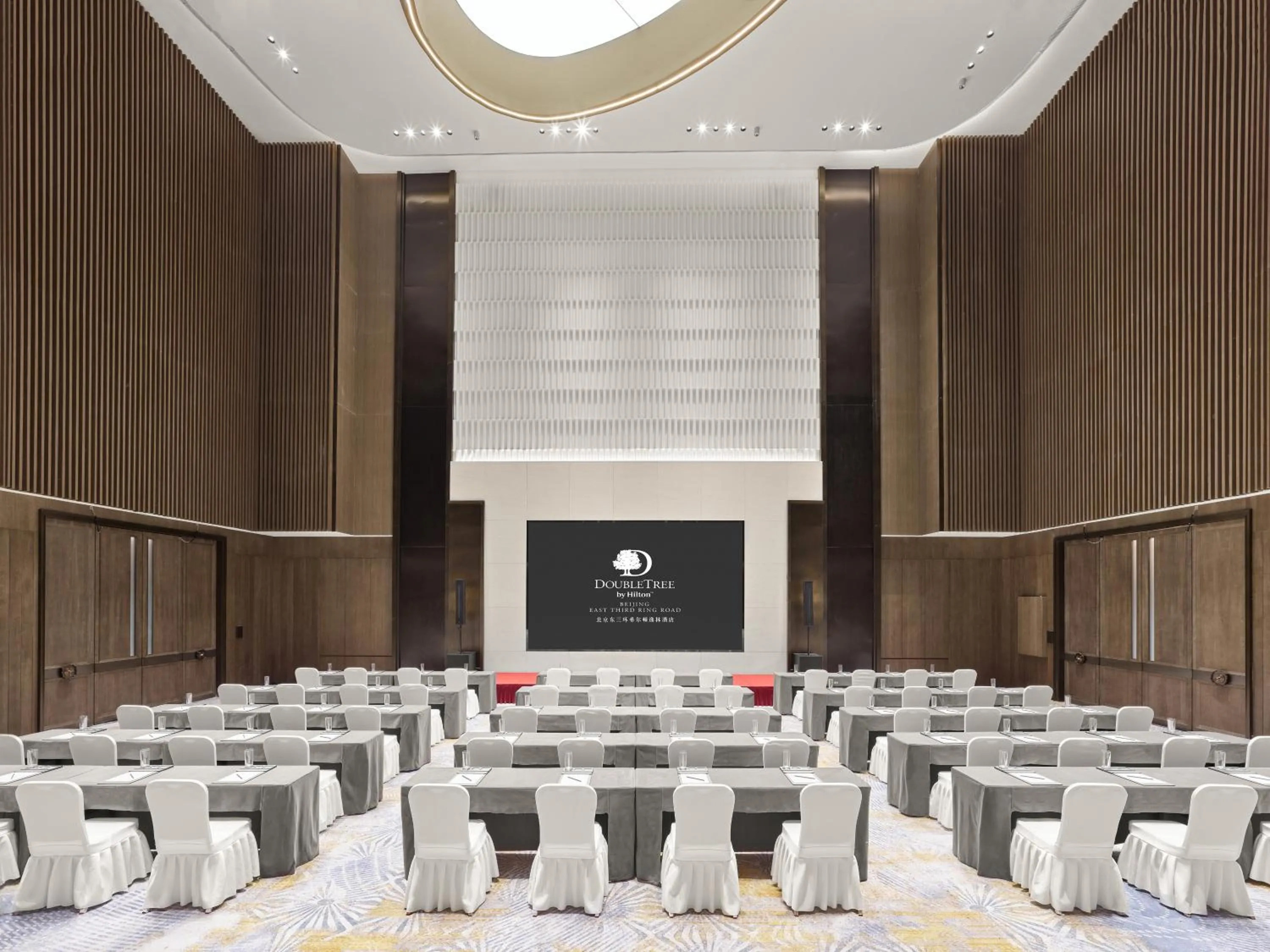 Meeting/conference room in Doubletree By Hilton Beijing East Third Ring Road