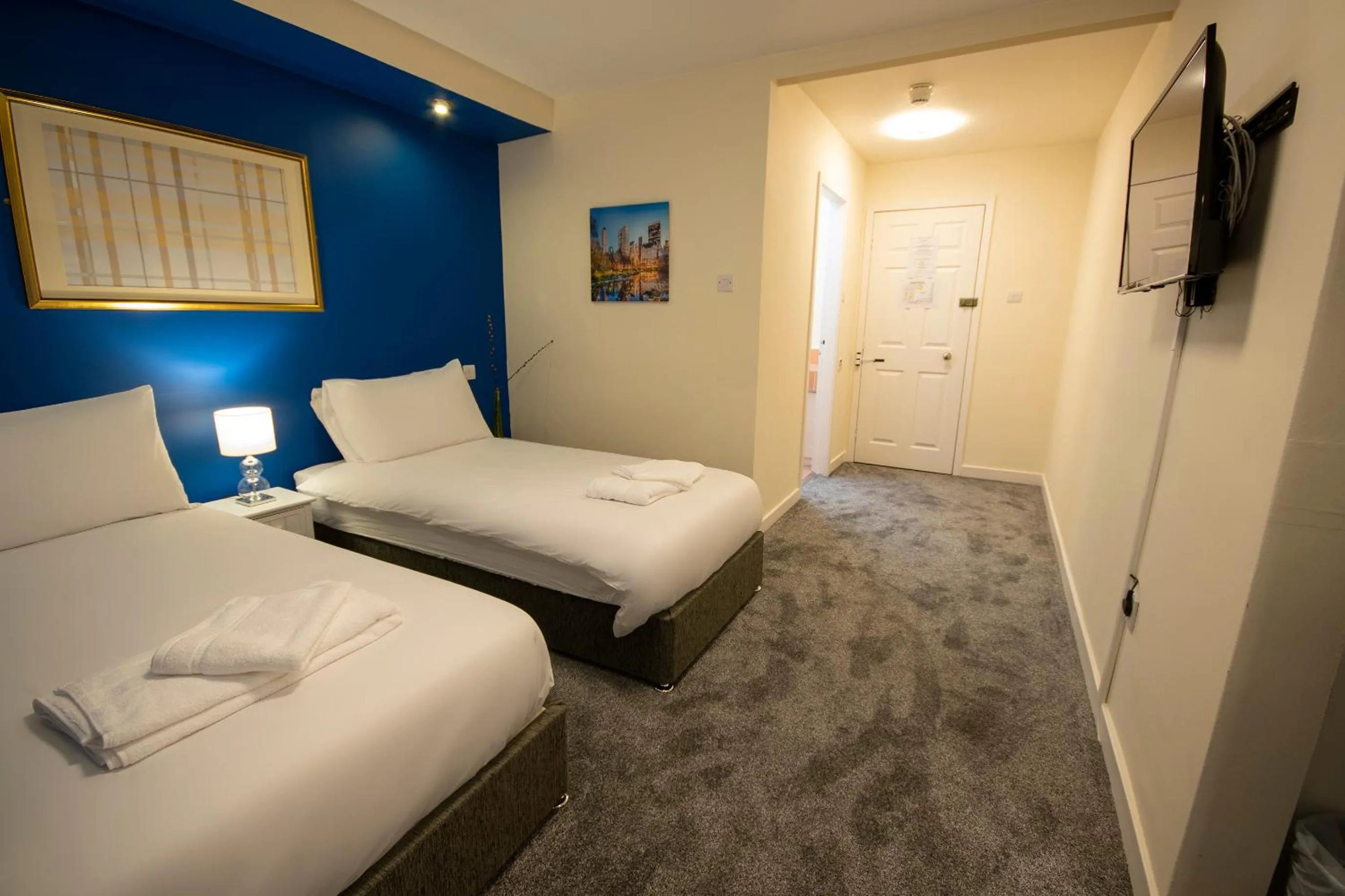 Bed in Douglas Arms Hotel