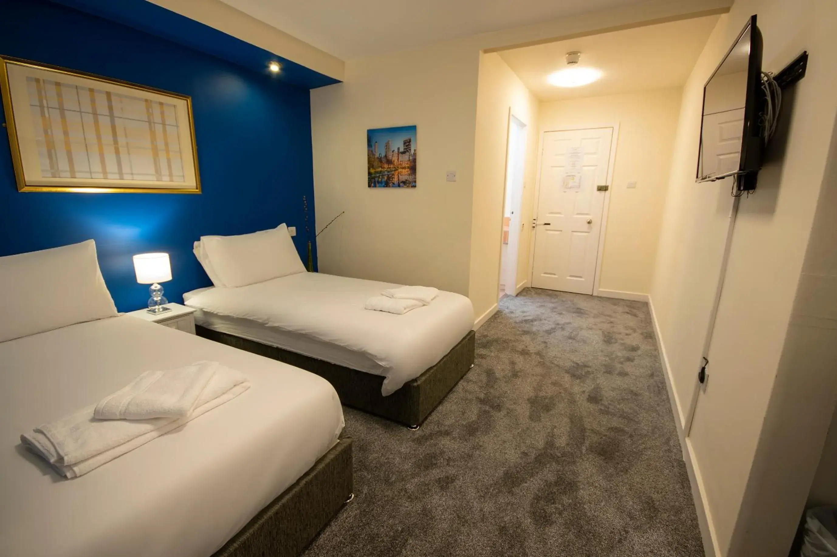 Standard Twin Room in Douglas Arms Hotel Standard Twin Room in Douglas Arms Hotel
