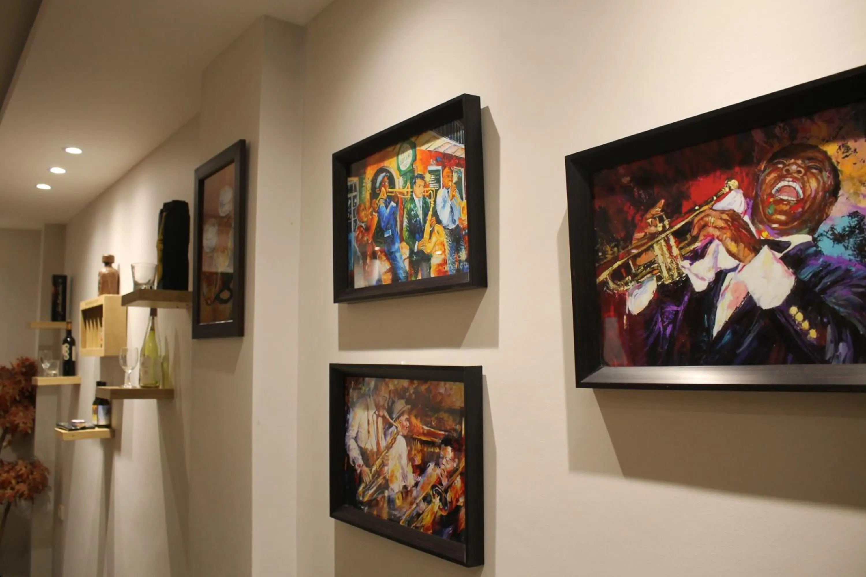 Restaurant/places to eat in Salome Hotel