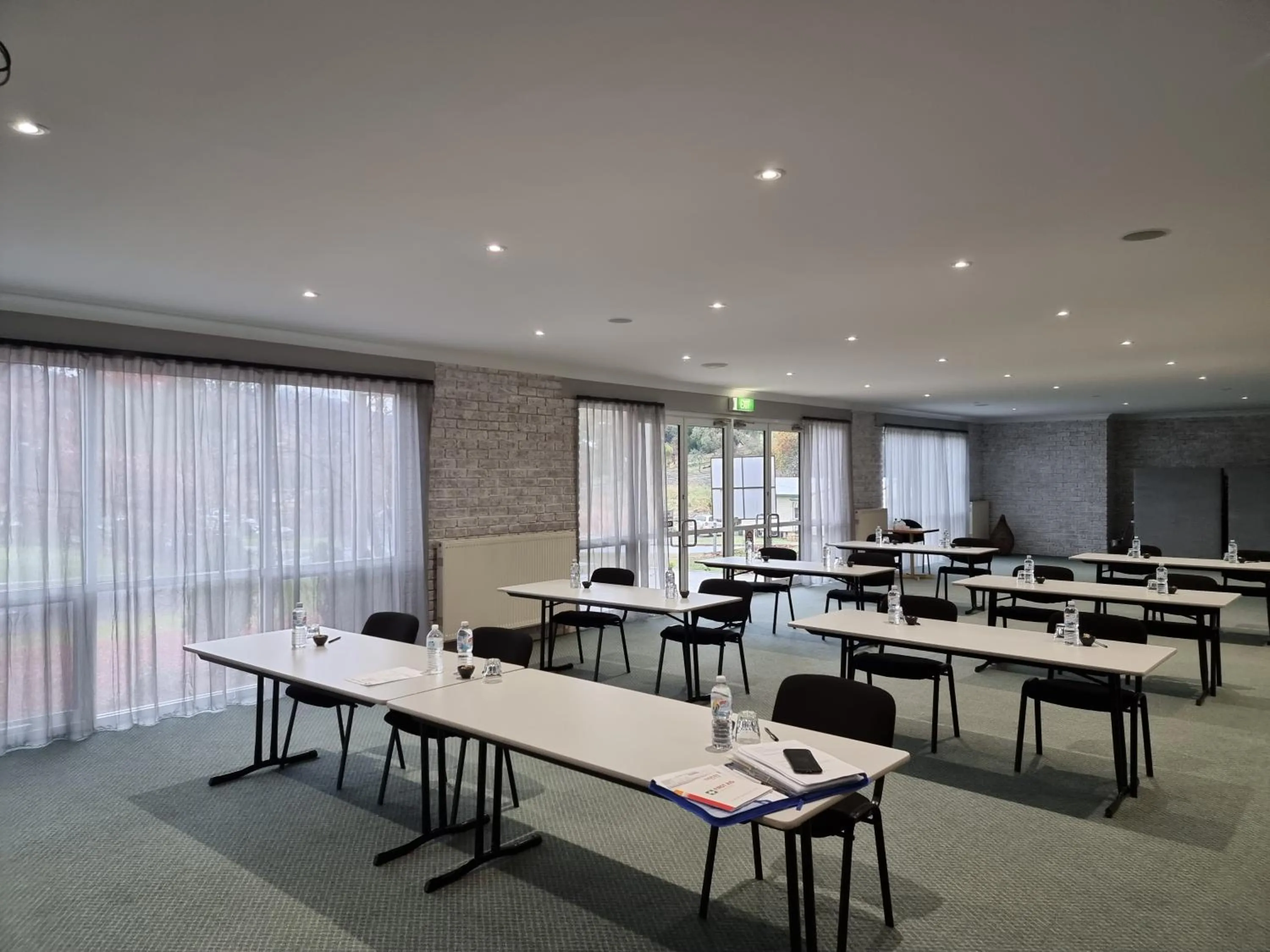 Meeting/conference room in Tumbarumba Motel & Elms Restaurant
