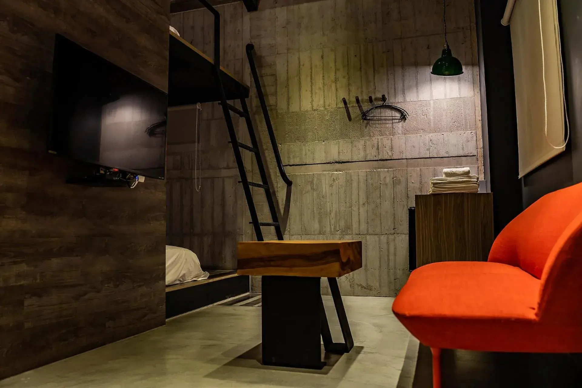 Quadruple Room in Sleeping Inn Quadruple Room in Sleeping Inn