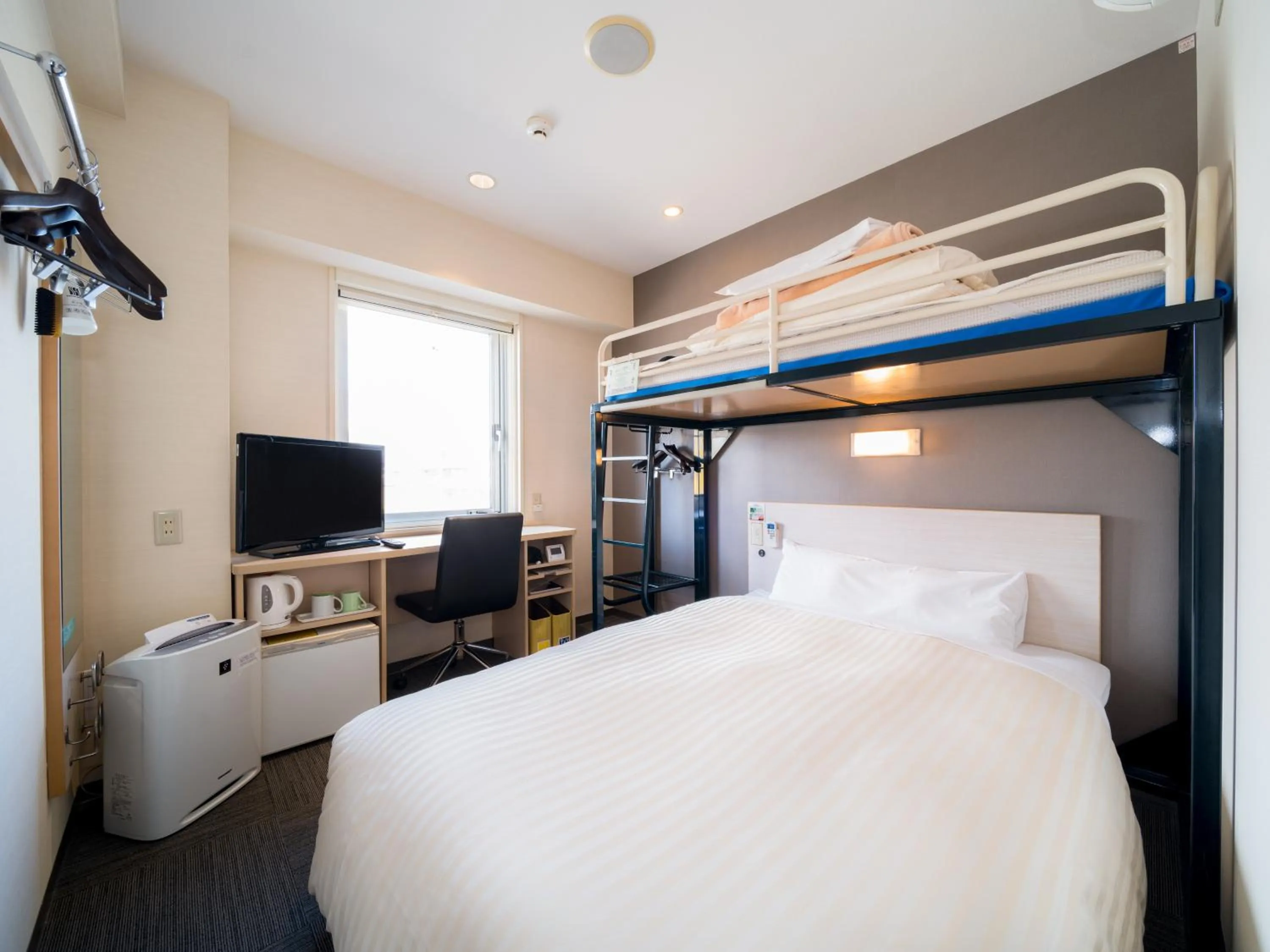 Bed in Super Hotel Yamagataeki Nishiguchi Hot Spring