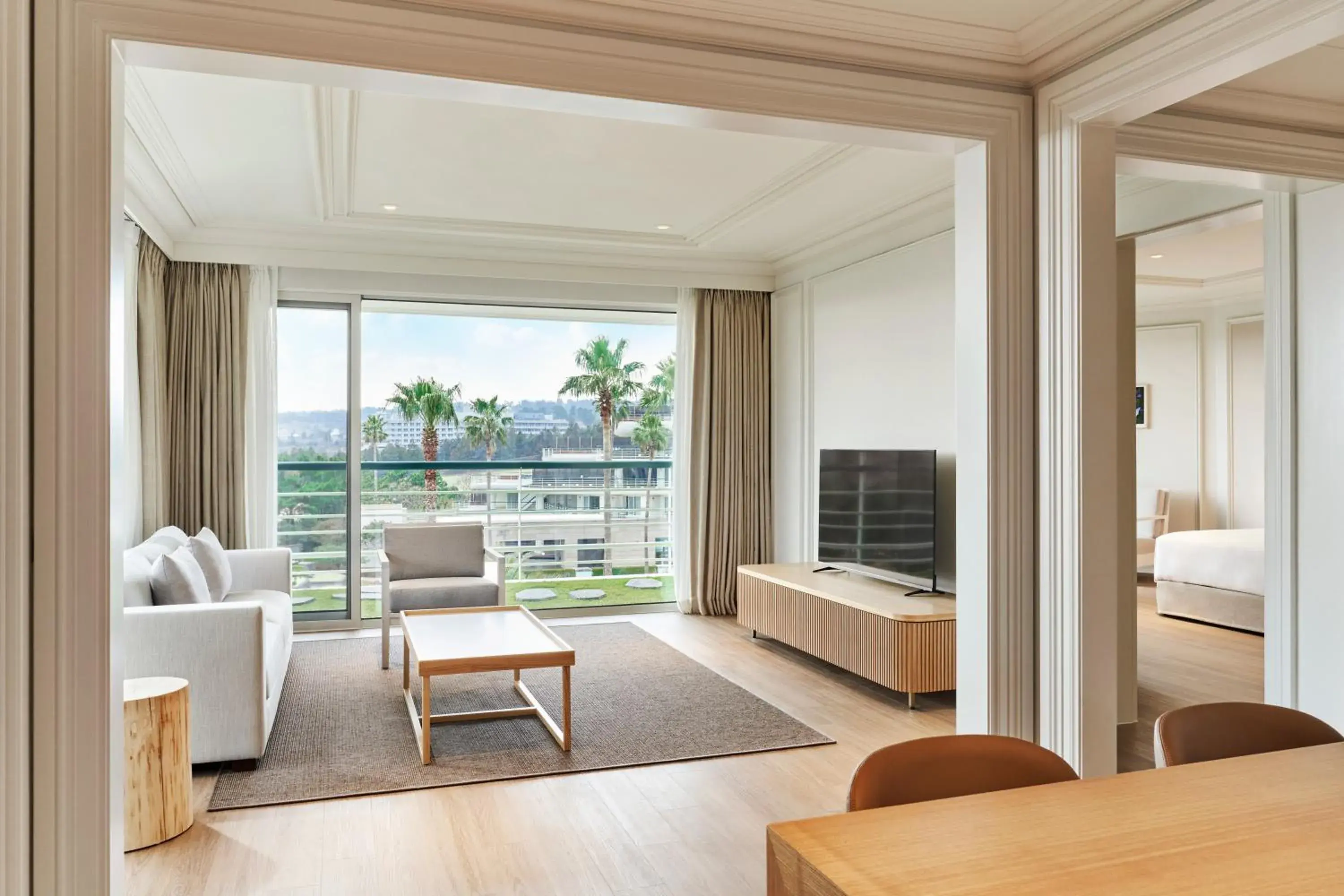 Premier Suite Garden View King in Grand Josun Jeju Premier Suite Garden View King in Grand Josun Jeju