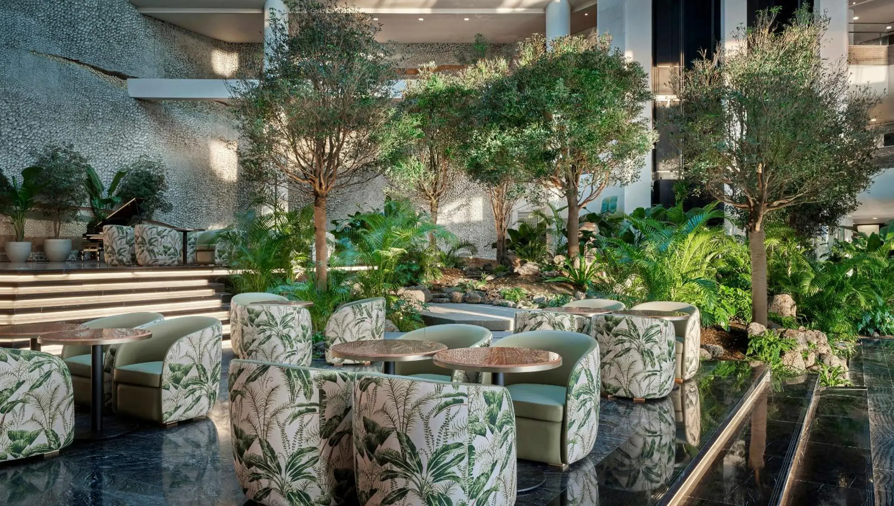 Lounge or bar in Grand Josun Jeju Lounge or bar in Grand Josun Jeju