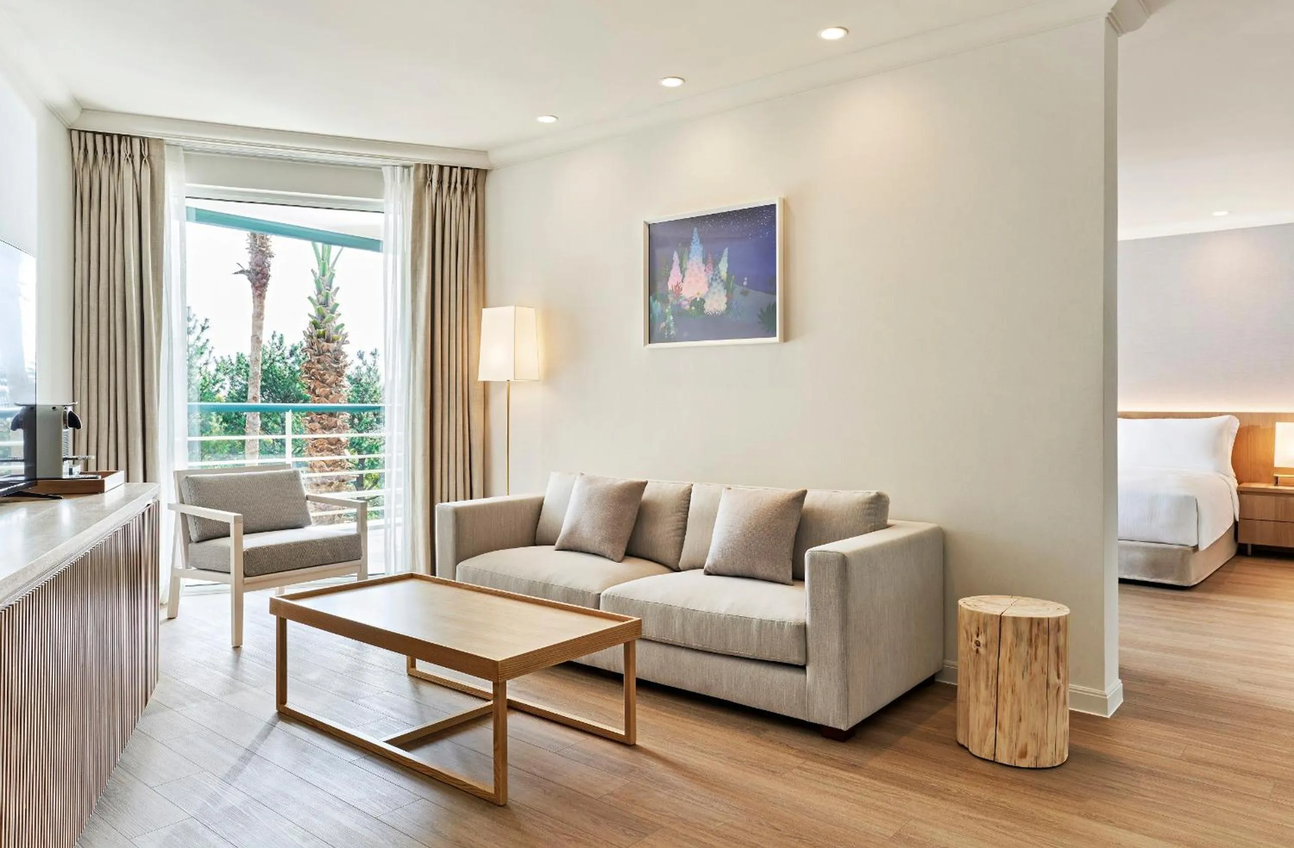 Studio Suite Garden View King in Grand Josun Jeju