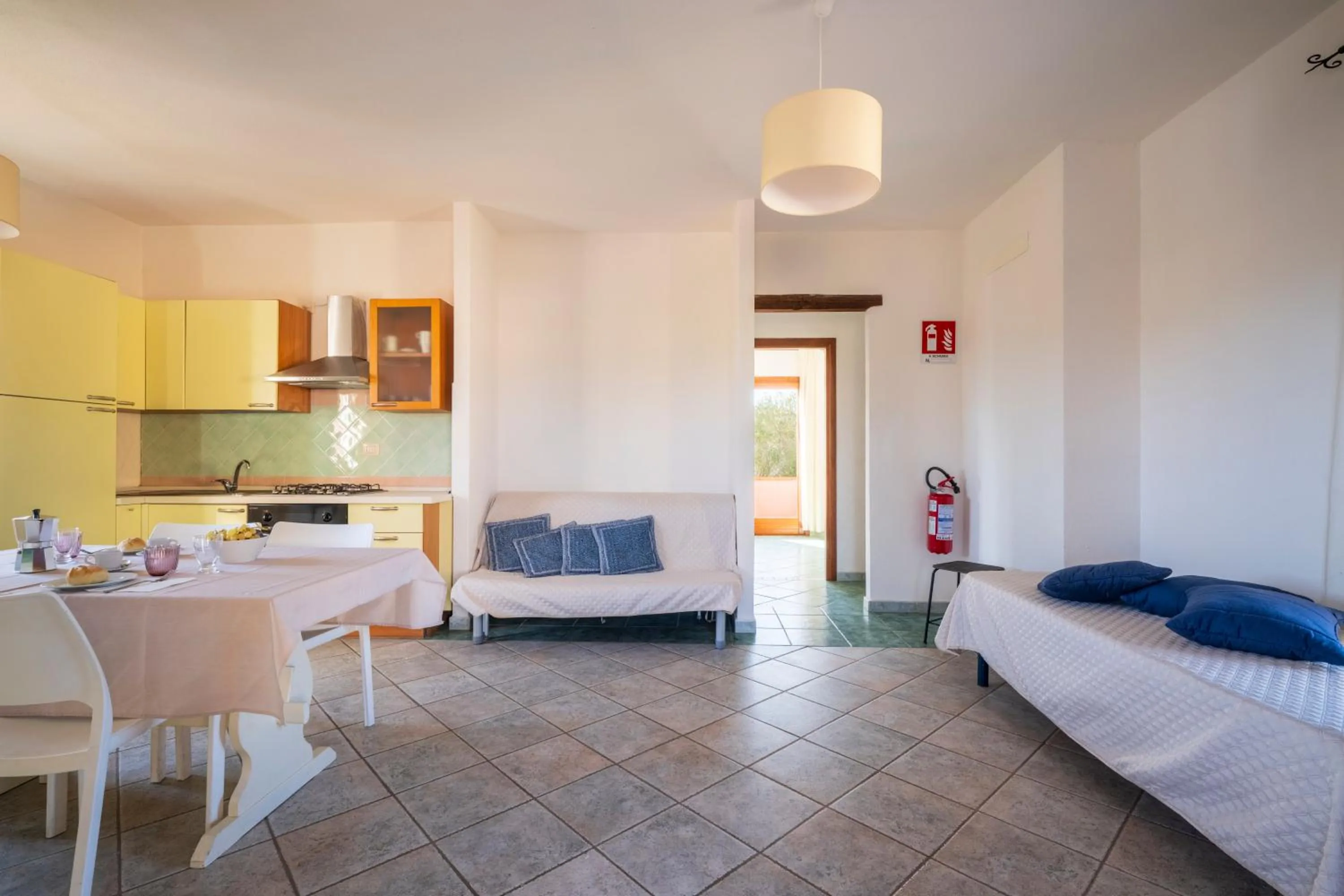 Kitchen or kitchenette, Bed in Appartamenti Tiffany